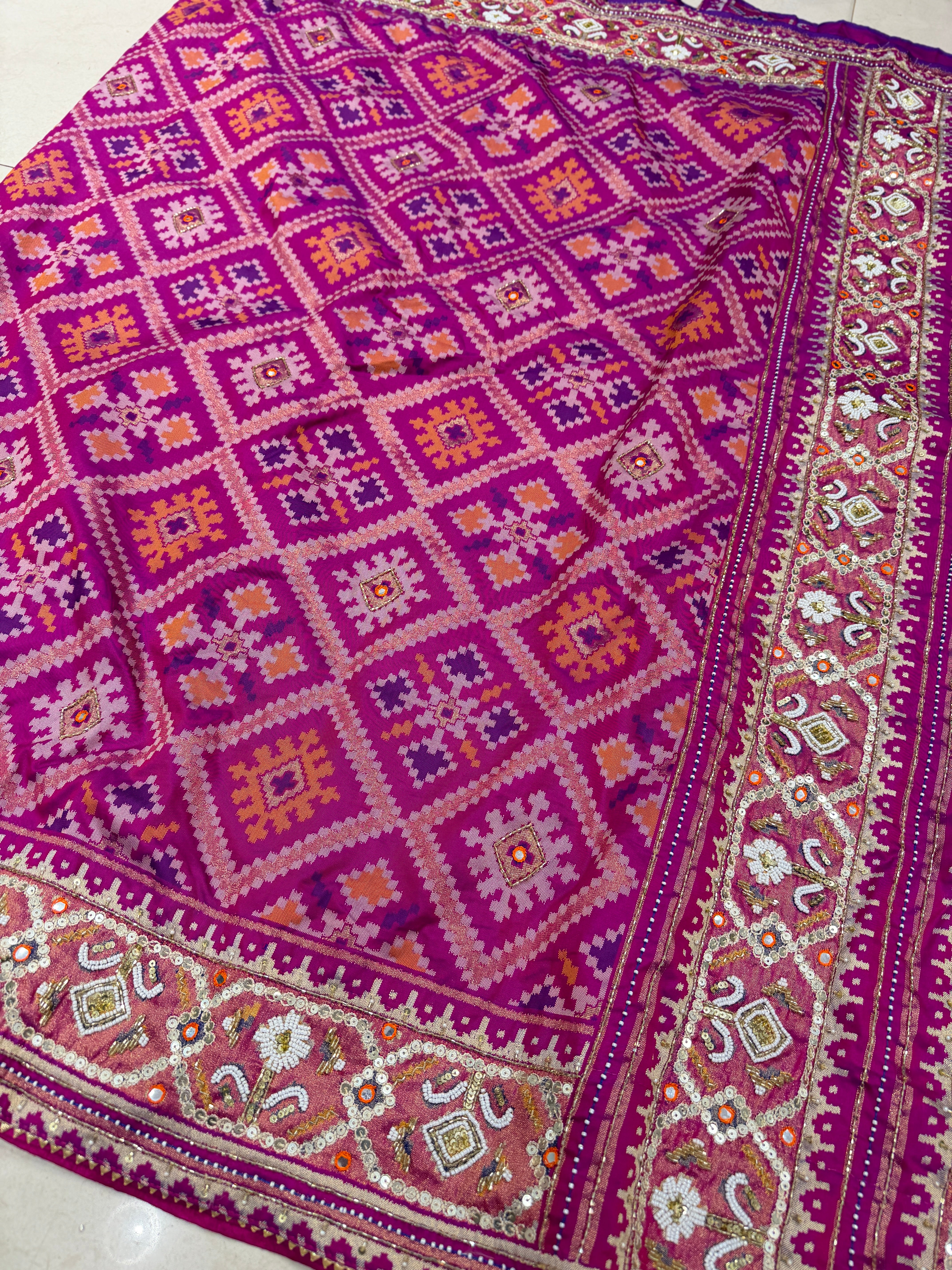 Violet Patola Ratan Chowk Kidiya Moti Hand Embroidery Saree