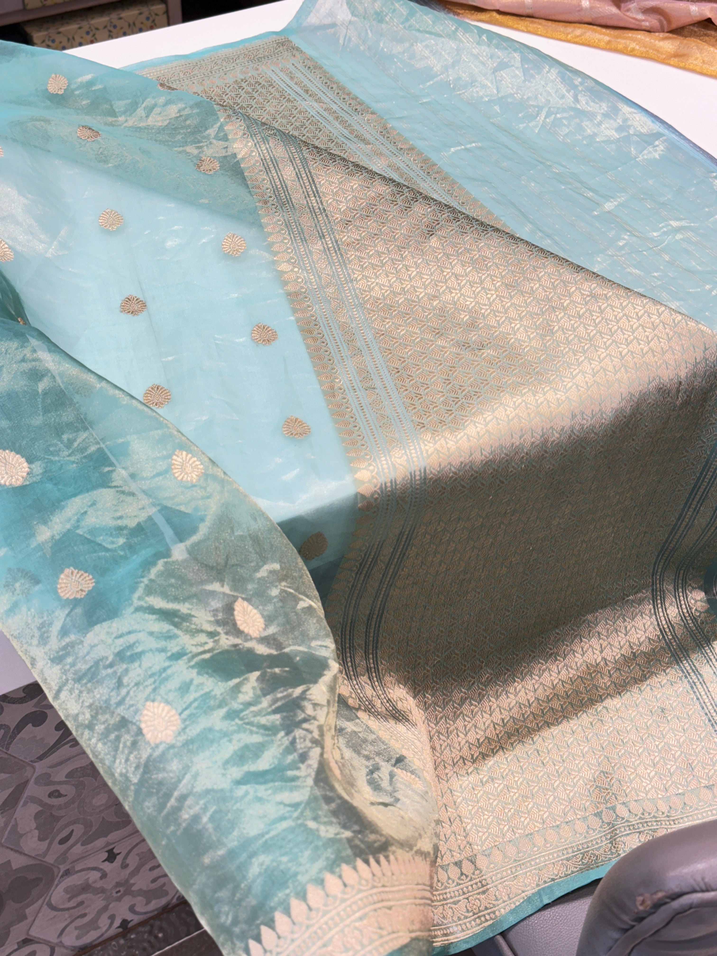 Sea Green Handloom Banarasi Tissue Kadwa Saree