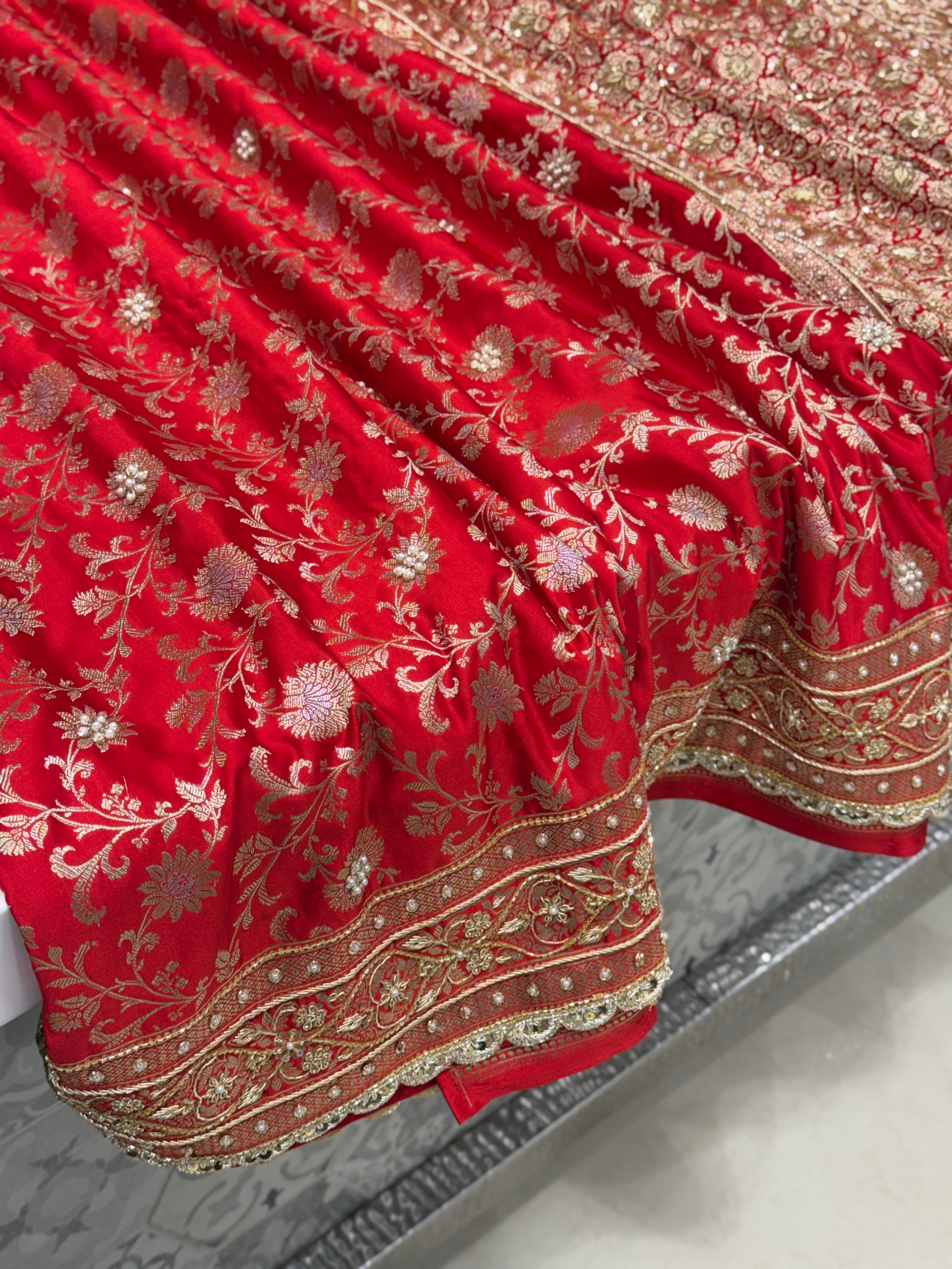 Red Small Jaal Banarasi Zardosi Embroidery Saree