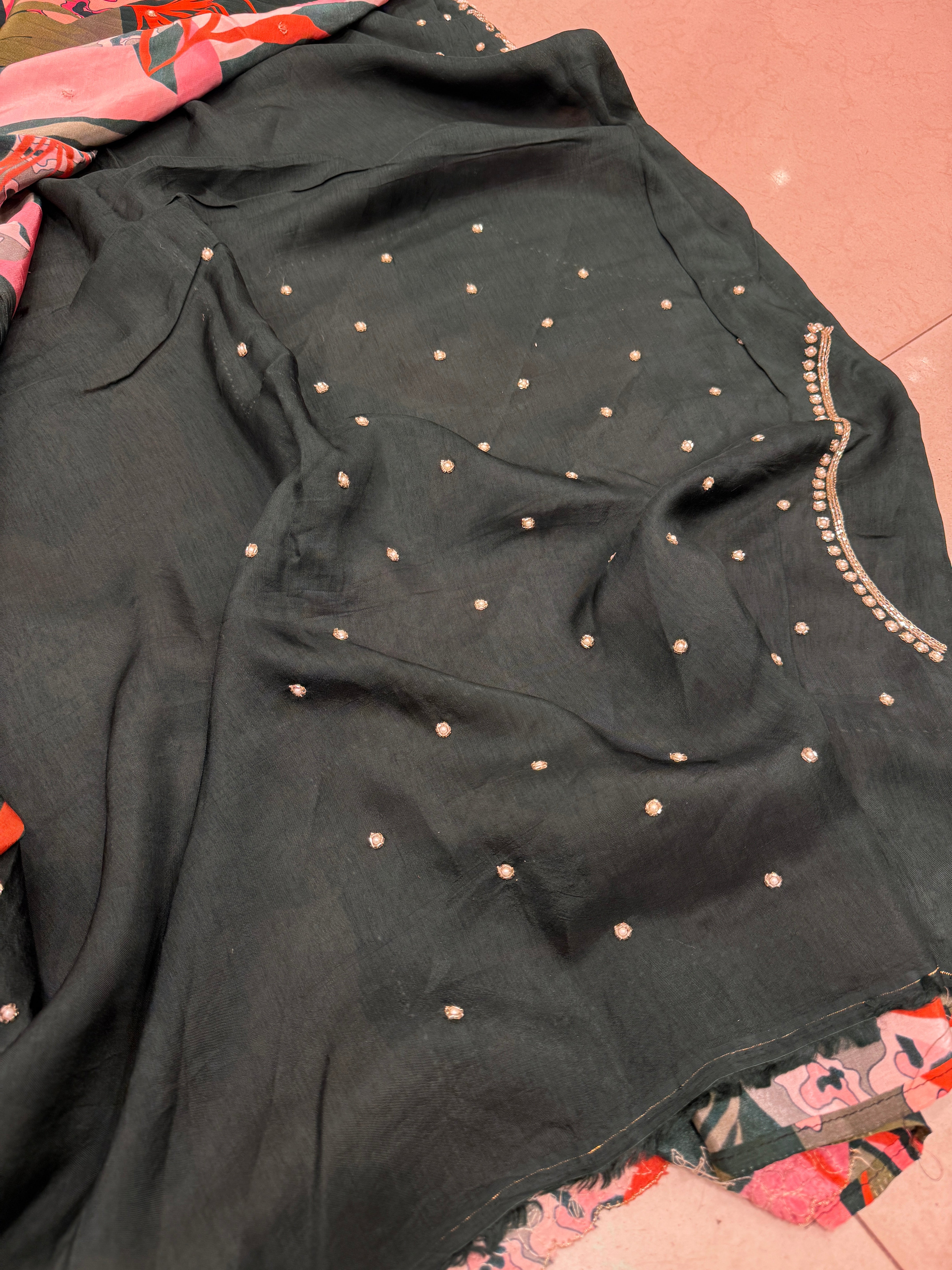 Bottle Green Floral Muslin Print Hand Embroidery Saree