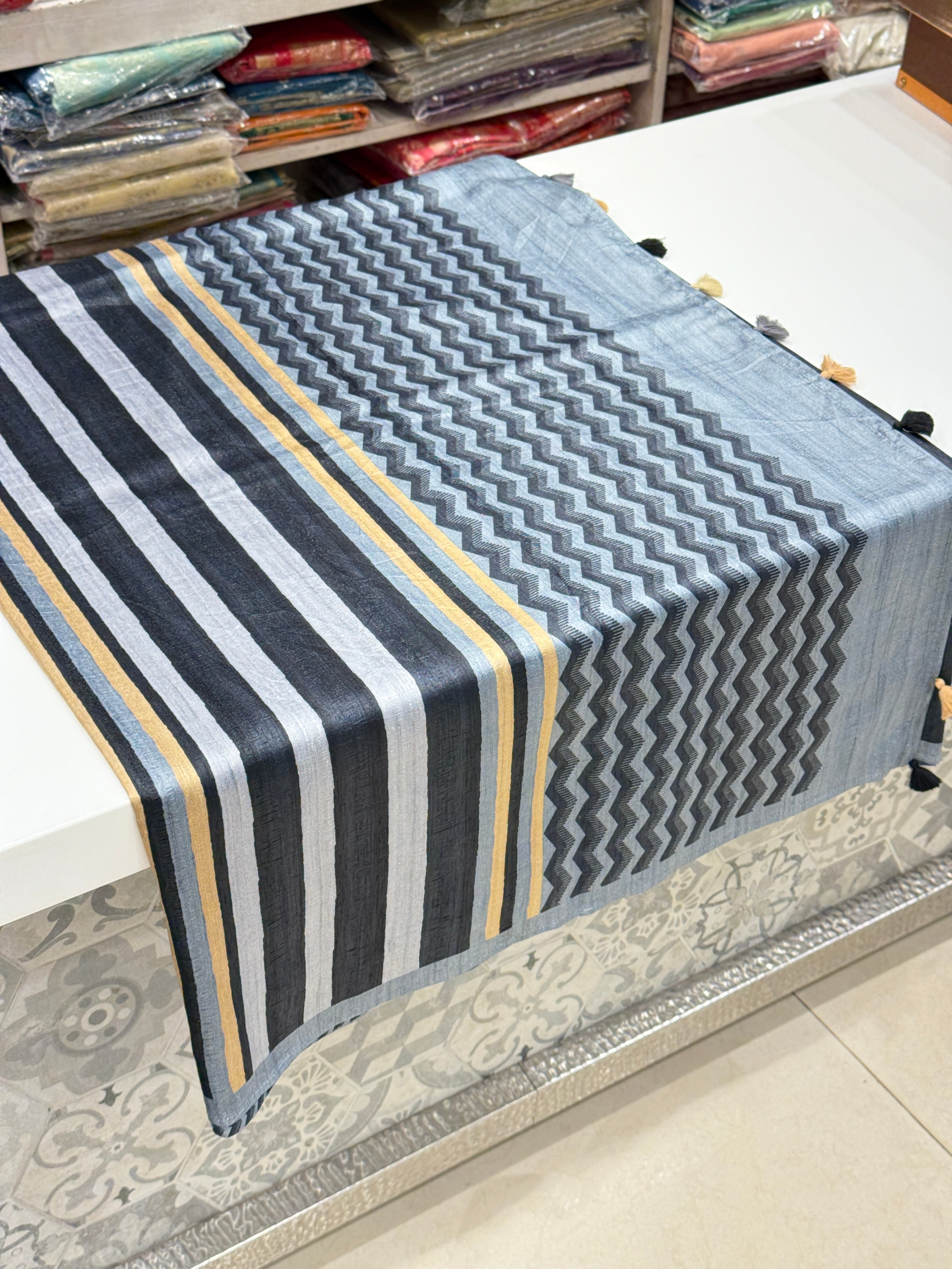Beige Contemporary Printed Tussor Saree