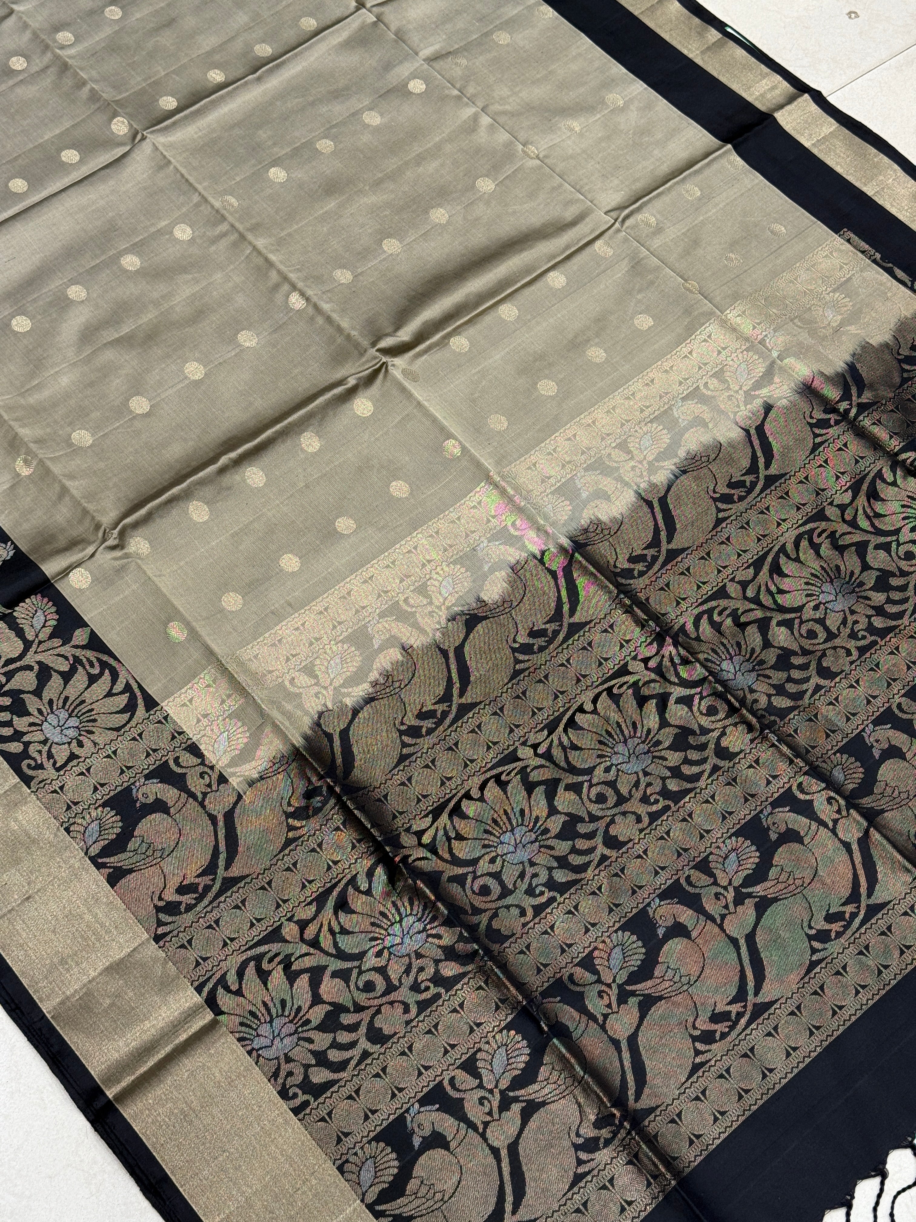 Cement Beige Handloom Kanchipuram Pure Silk Saree