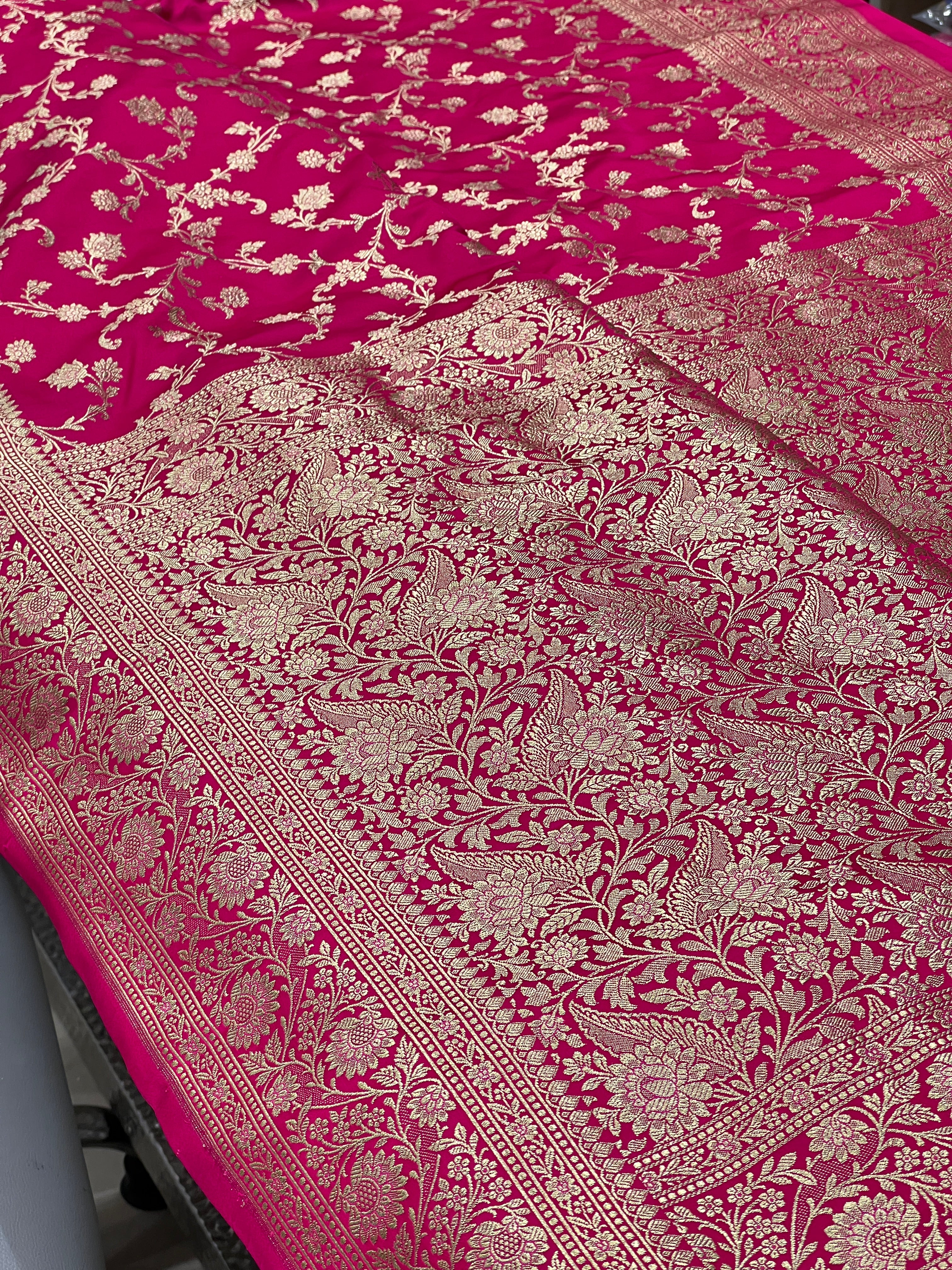 Rani Banarasi Upside Down Border Saree