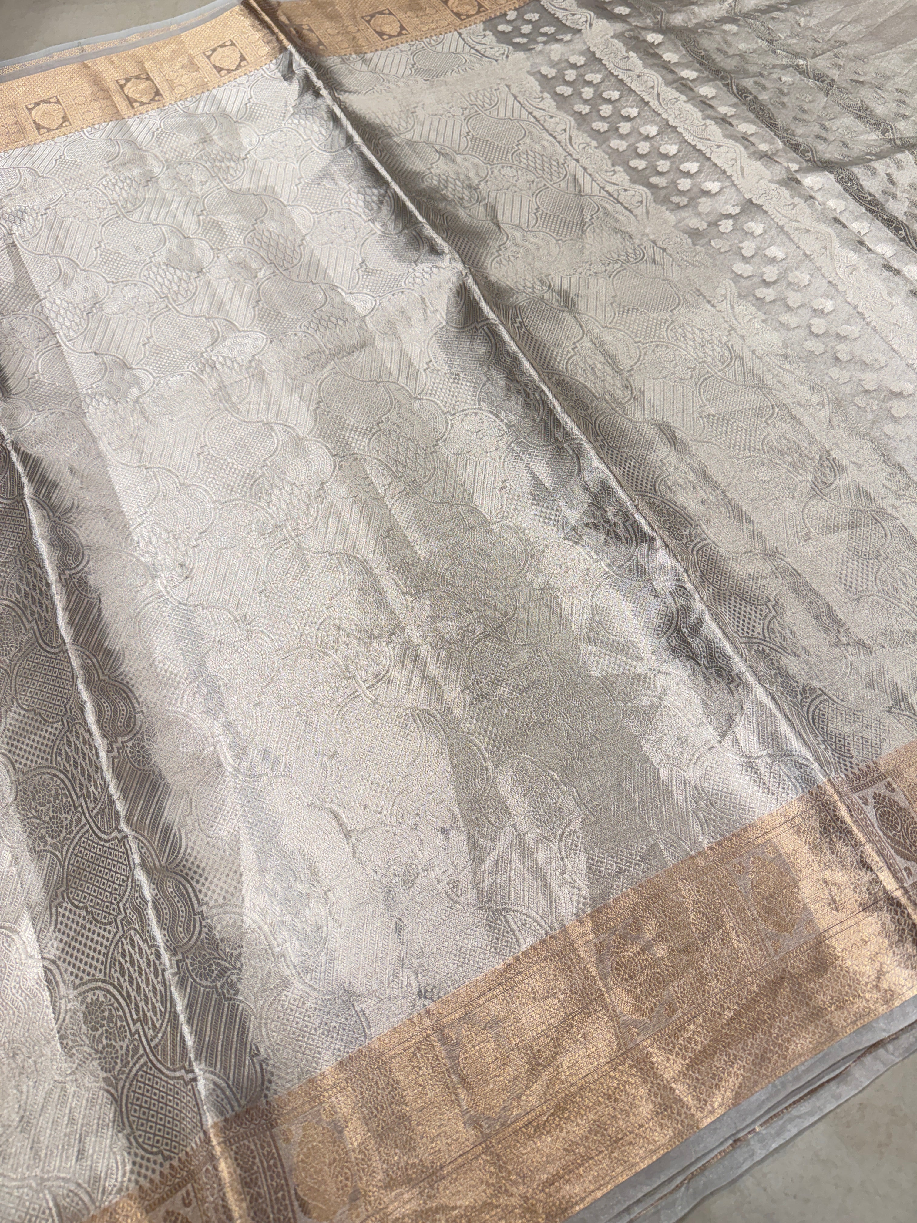 Pure Silver Gold Banarasi Tissue Saree