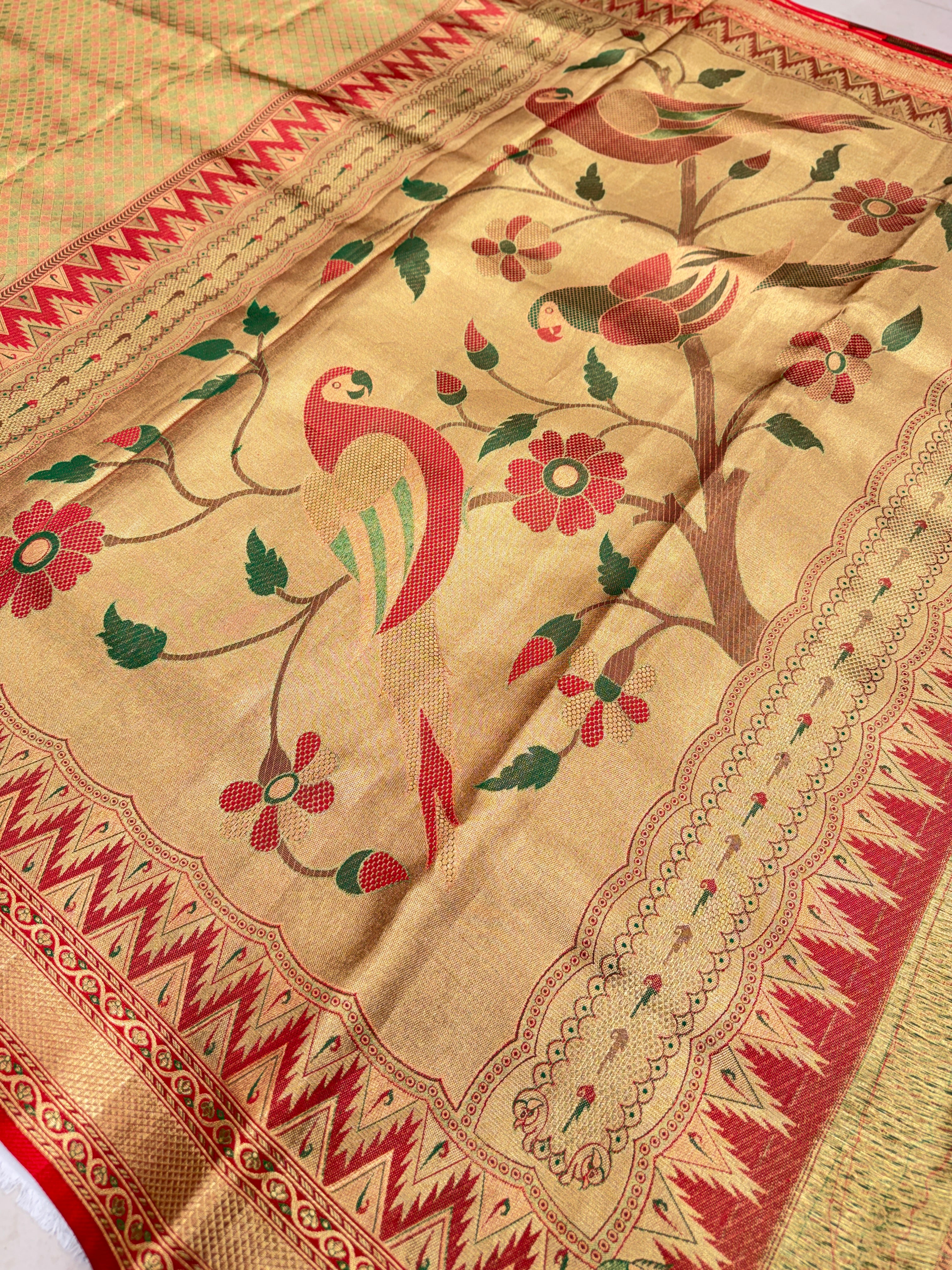 Golden Tissue Meenakari Pallu Handloom Kanjivaram Tissue Silk Saree