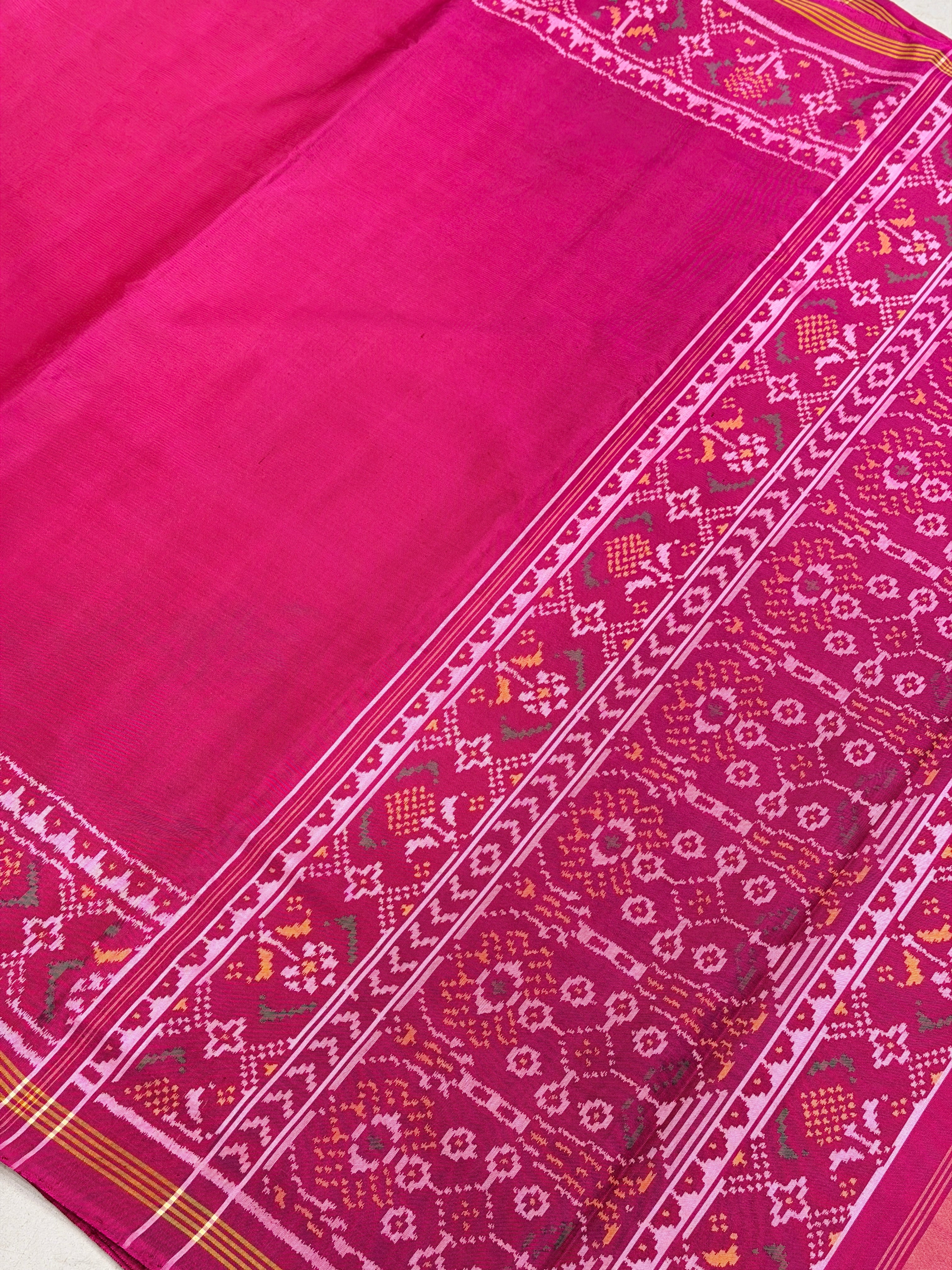Rani Pink Plain Gala Patan Patola Handloom Saree
