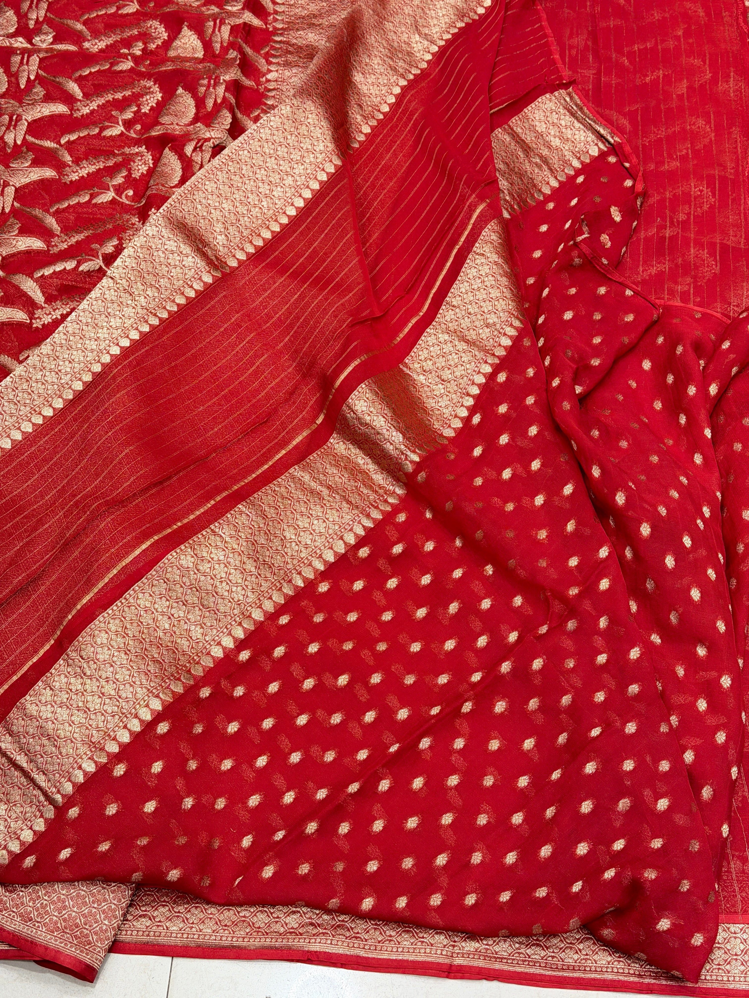 Red Crown Jaal Banarasi Khaddi Georgette Saree