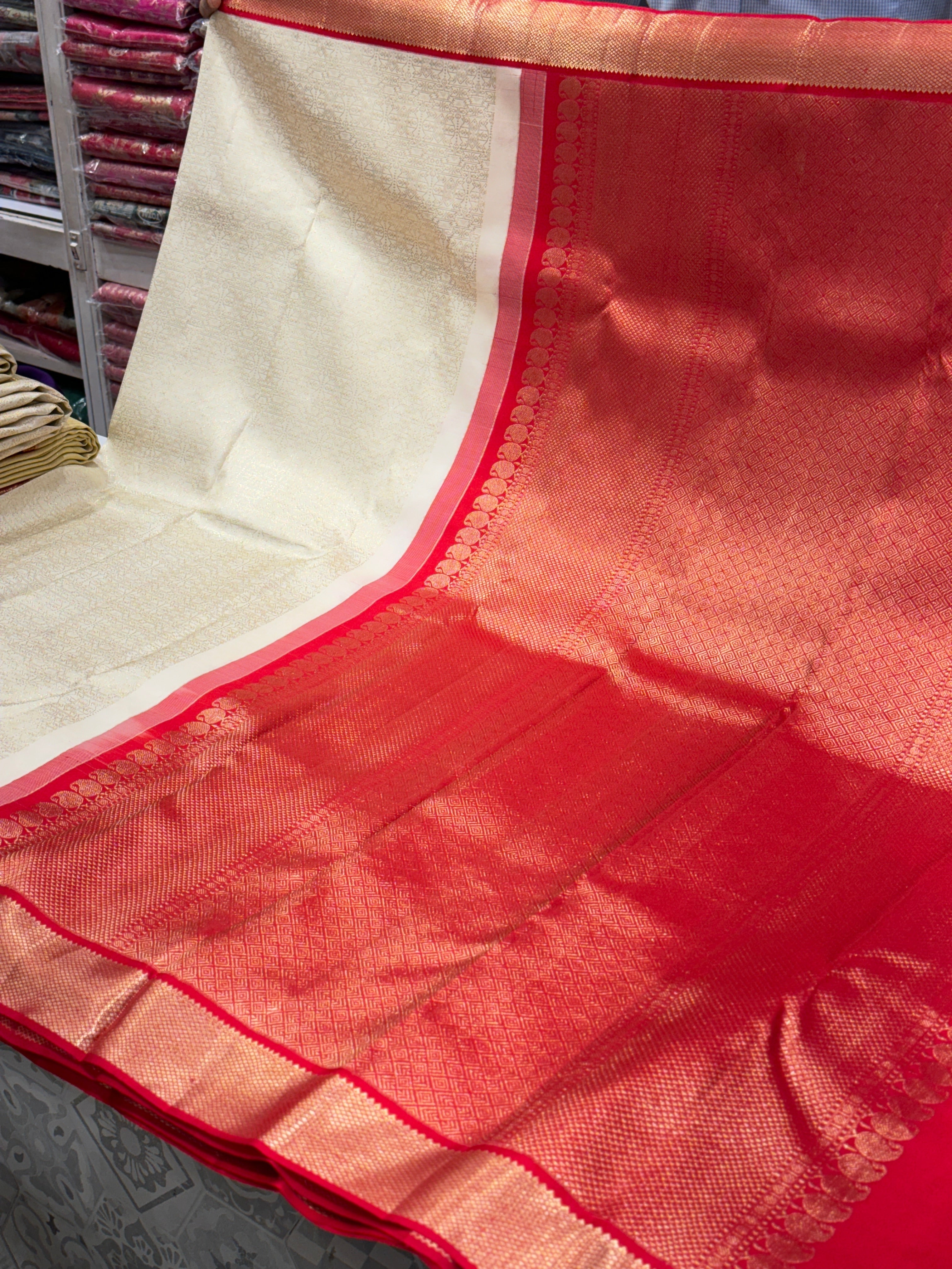 Handloom Silk Red Pallu Kanjivaram