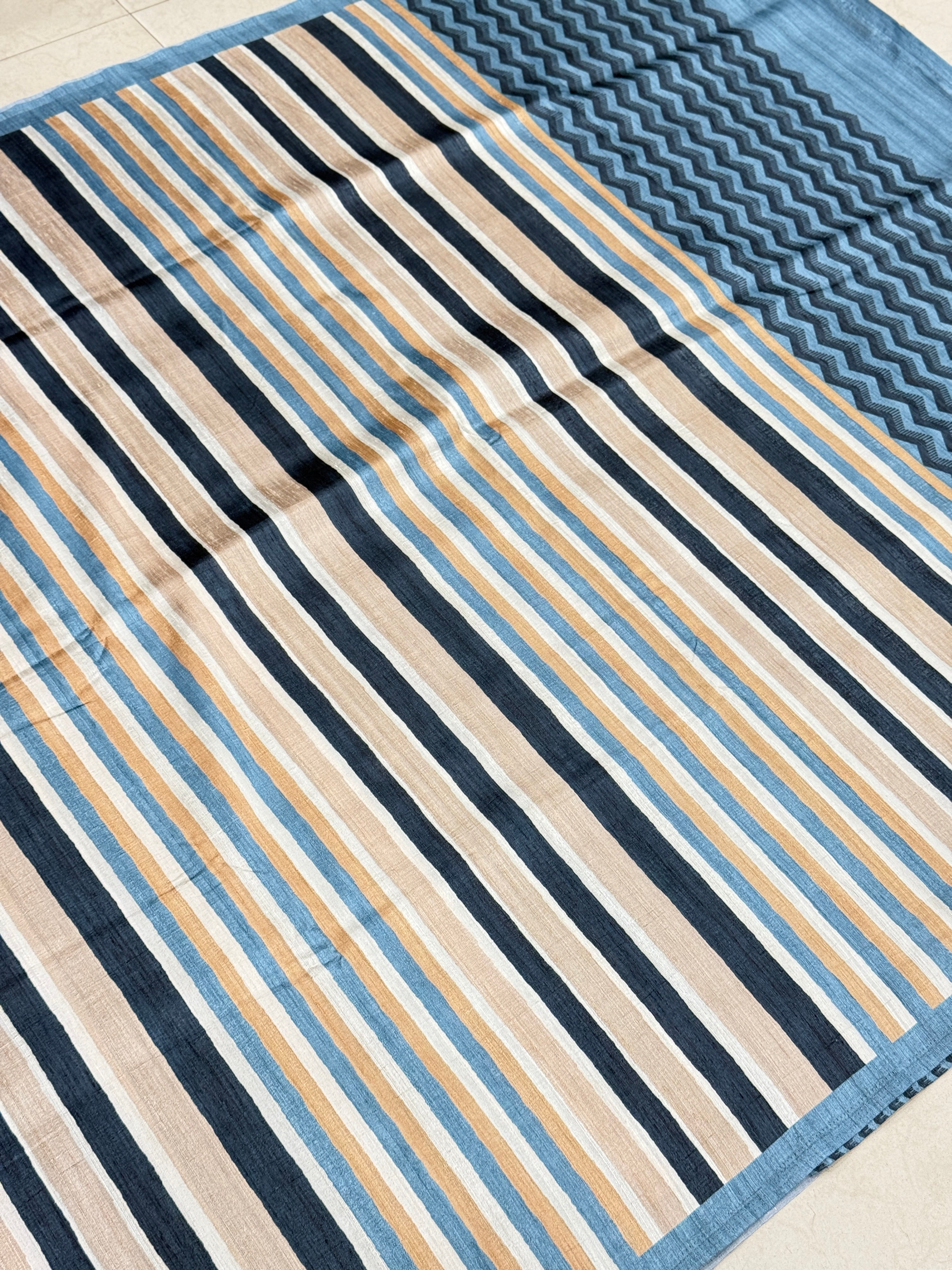 Beige Blue Contemporary Printed Tussor Saree