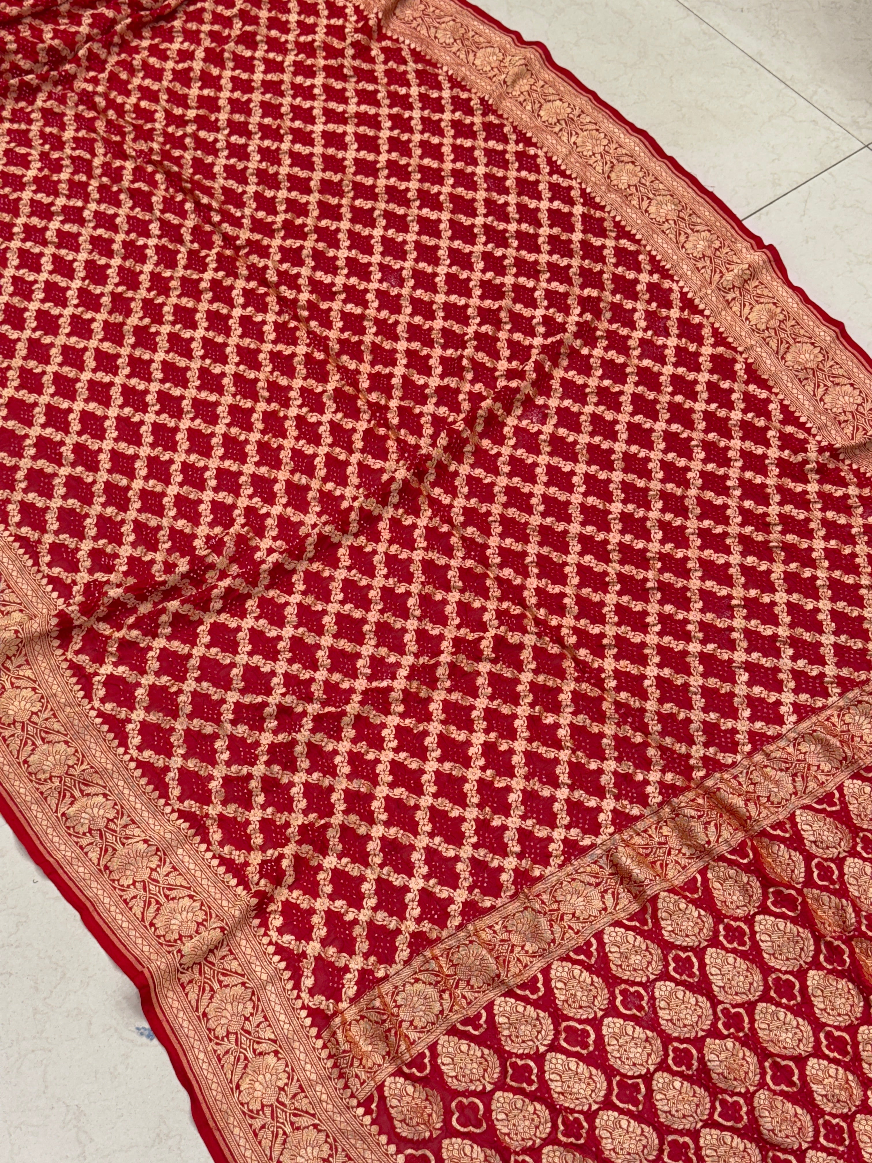 Red Bandhej Big Flower Border Bandhini Saree