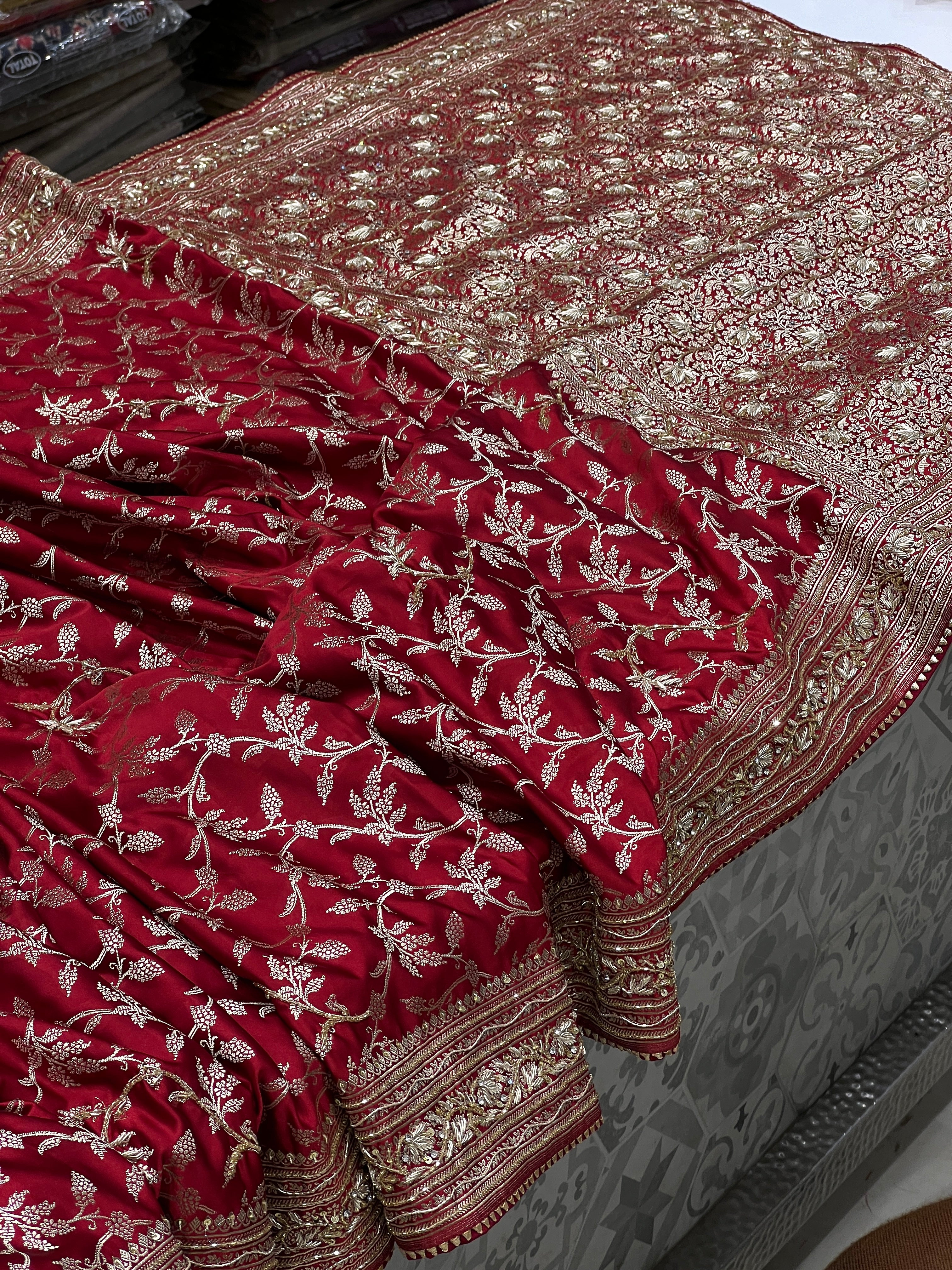 Maroon Banarasi Silk Leaf Jaal Hand Embroidery Saree
