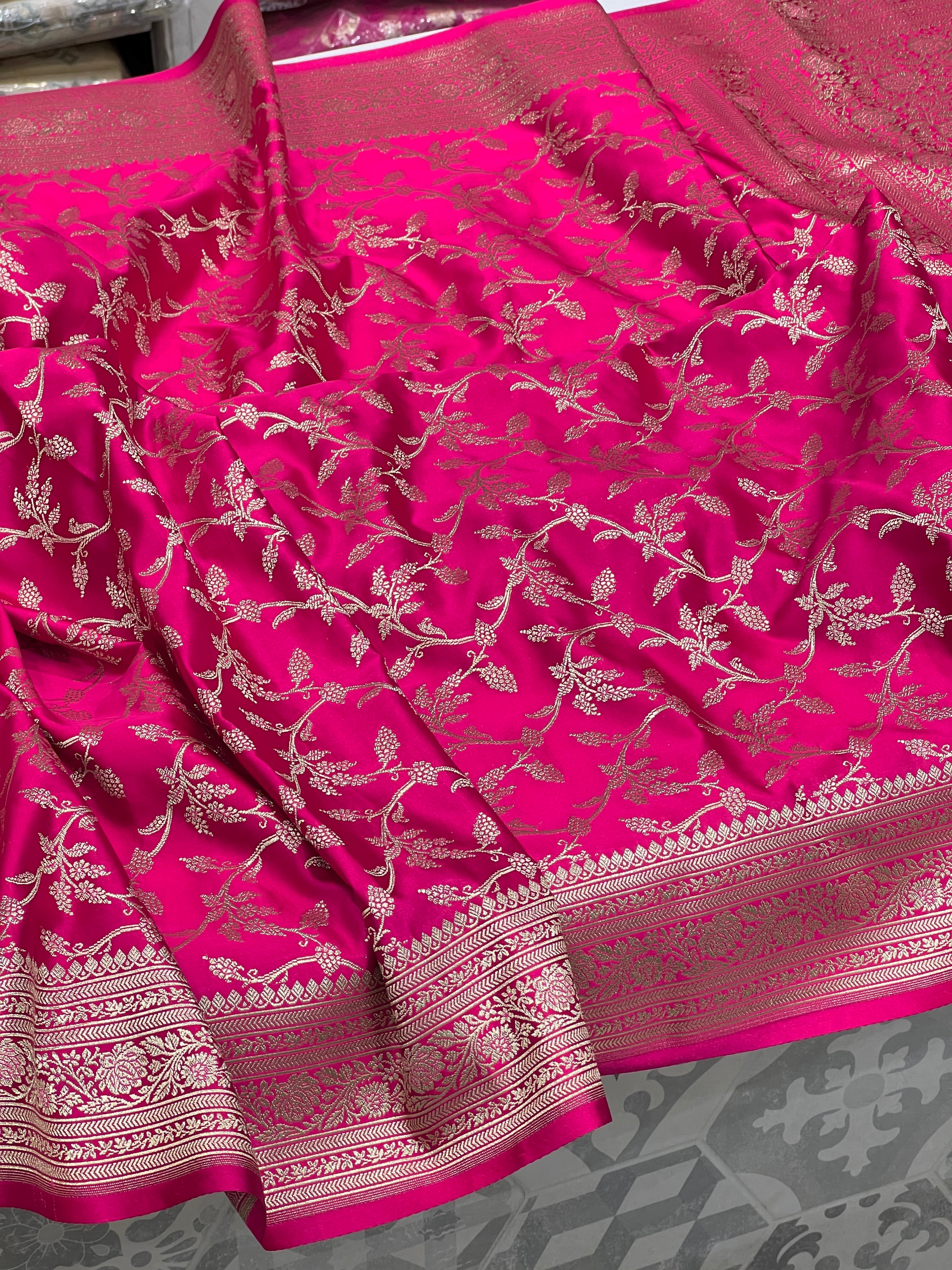 Rani Banaras Silk Pine Jaal Saree