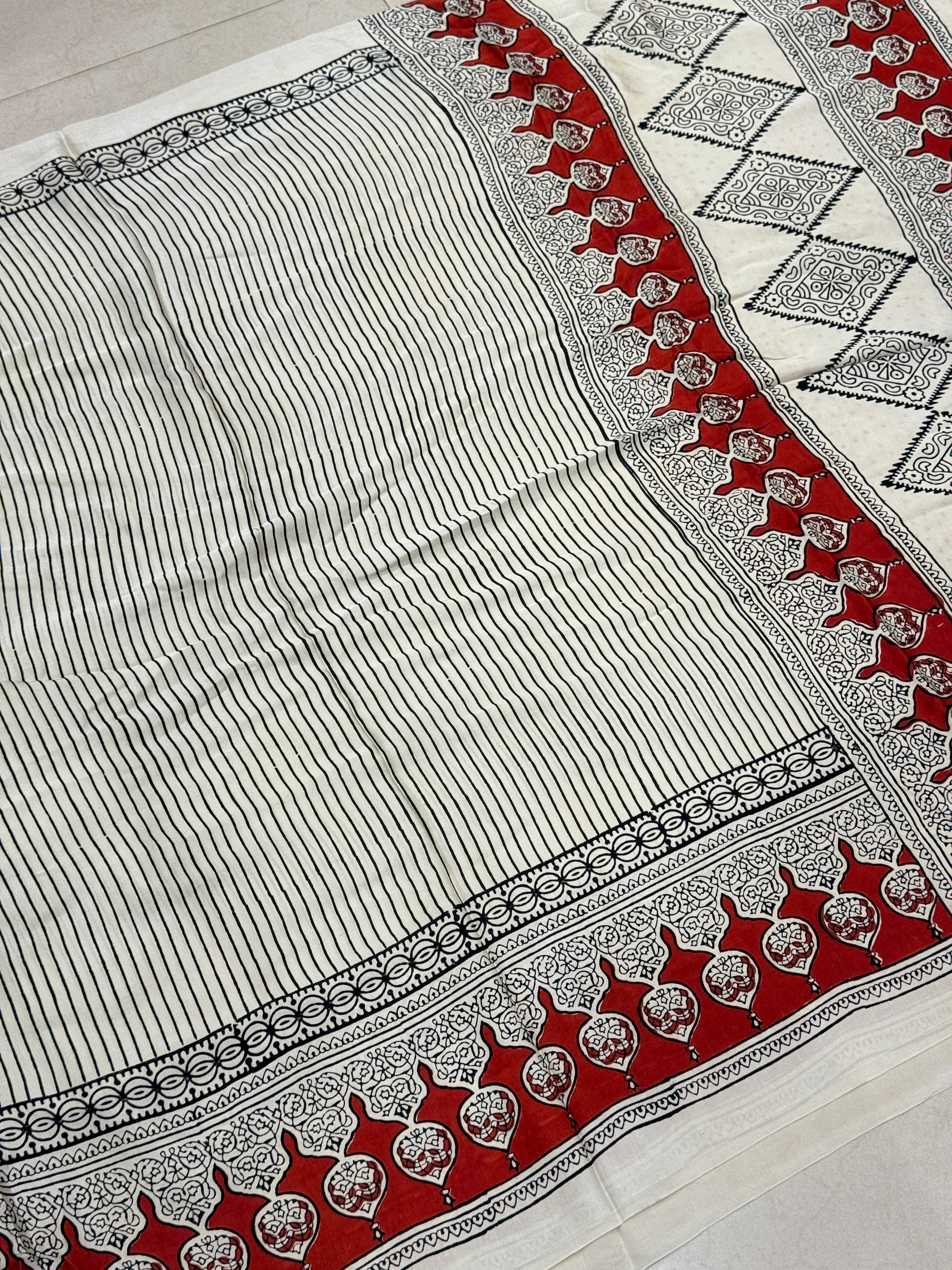 White Contemporary Temple Border Ajrakh Block Print Hand Pure Gajji Silk Saree