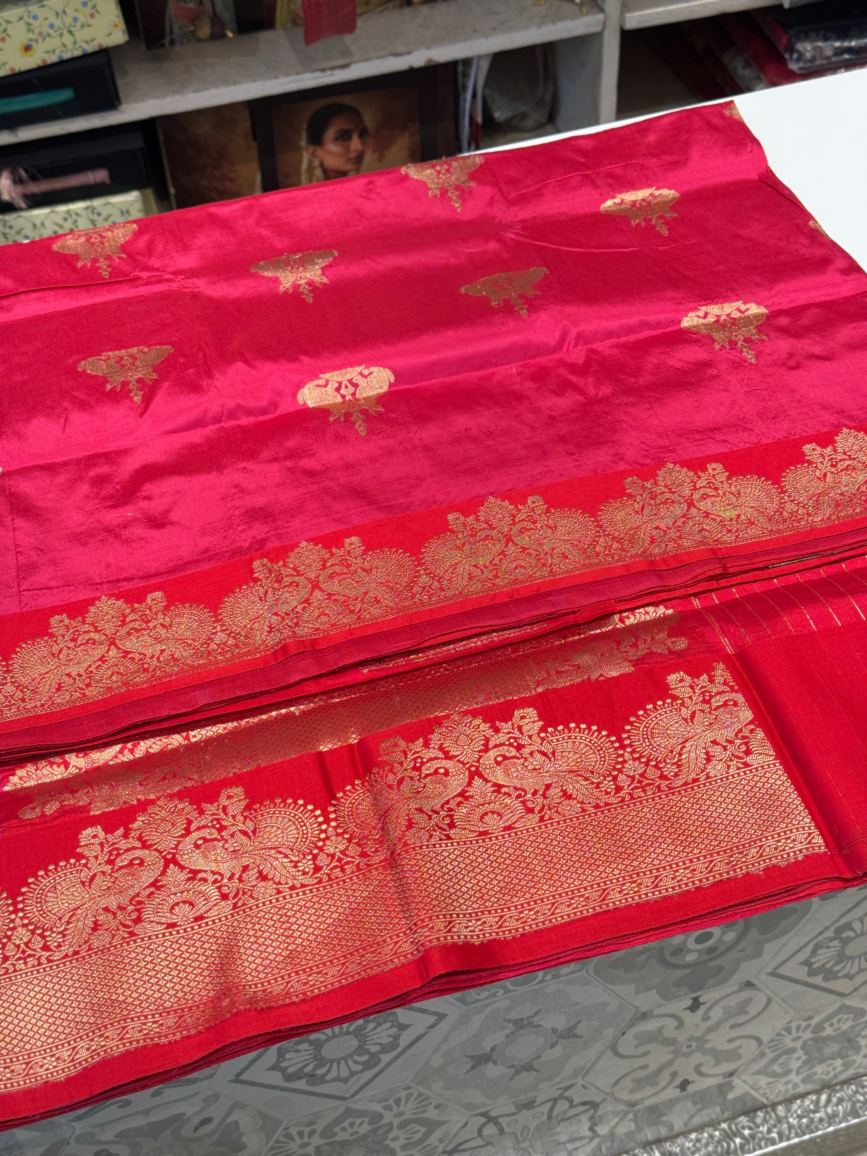 Handloom Banarasi Shikara Weave