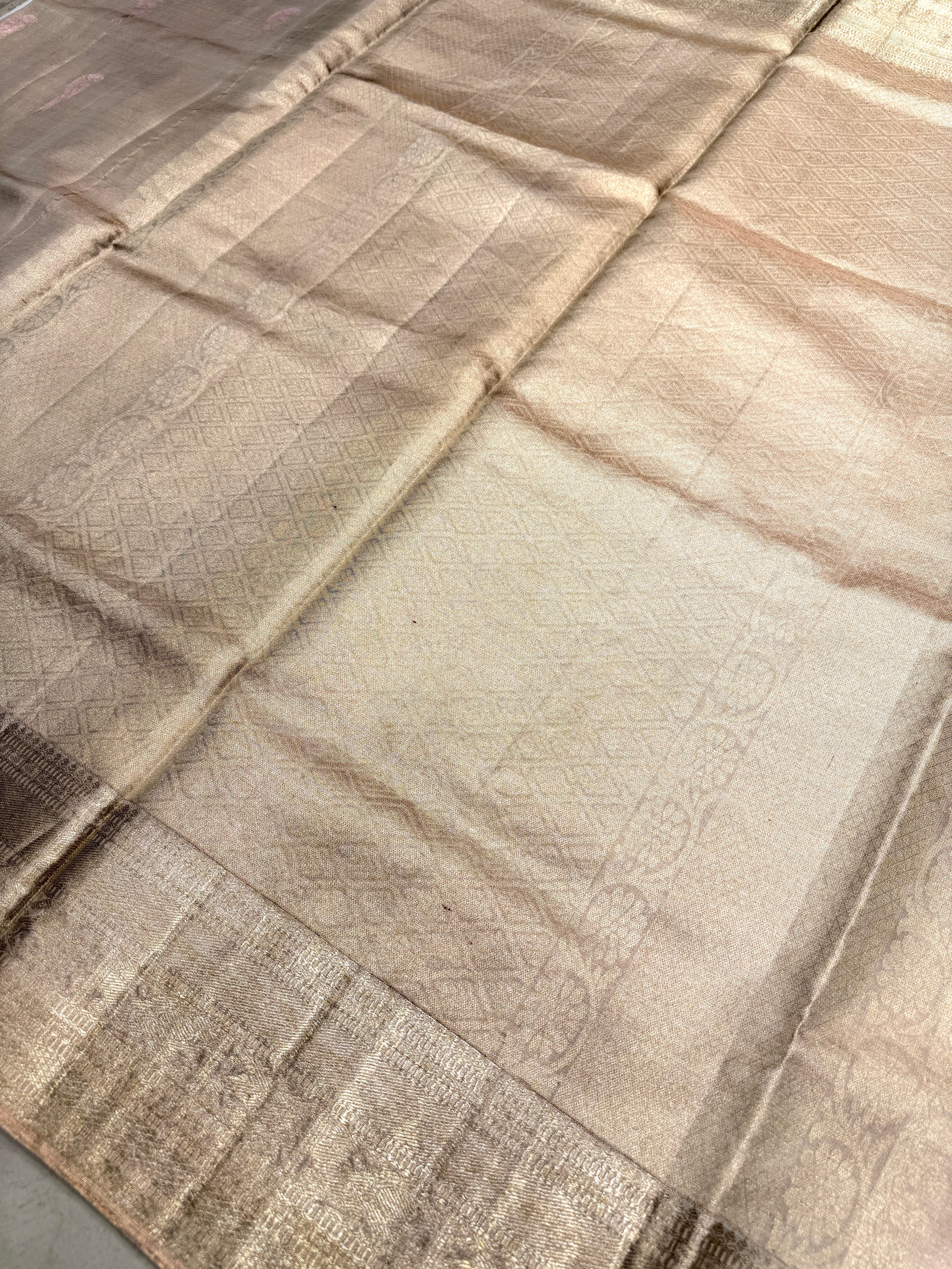 Pink Contemporary Parrot Motif Handloom Kanjivaram Tissue Silk Saree