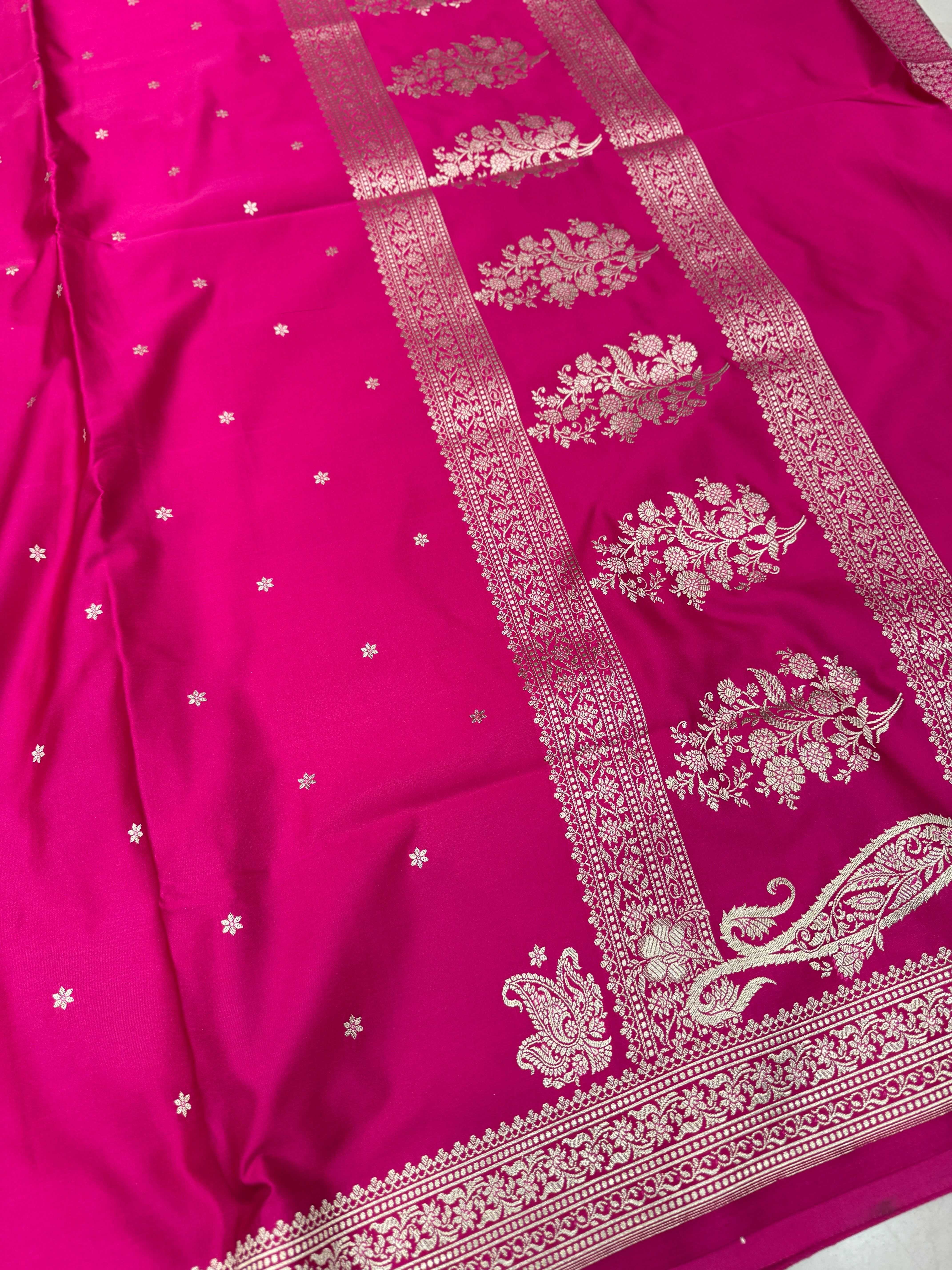 Rani Banarasi Silk Star Butti Saree