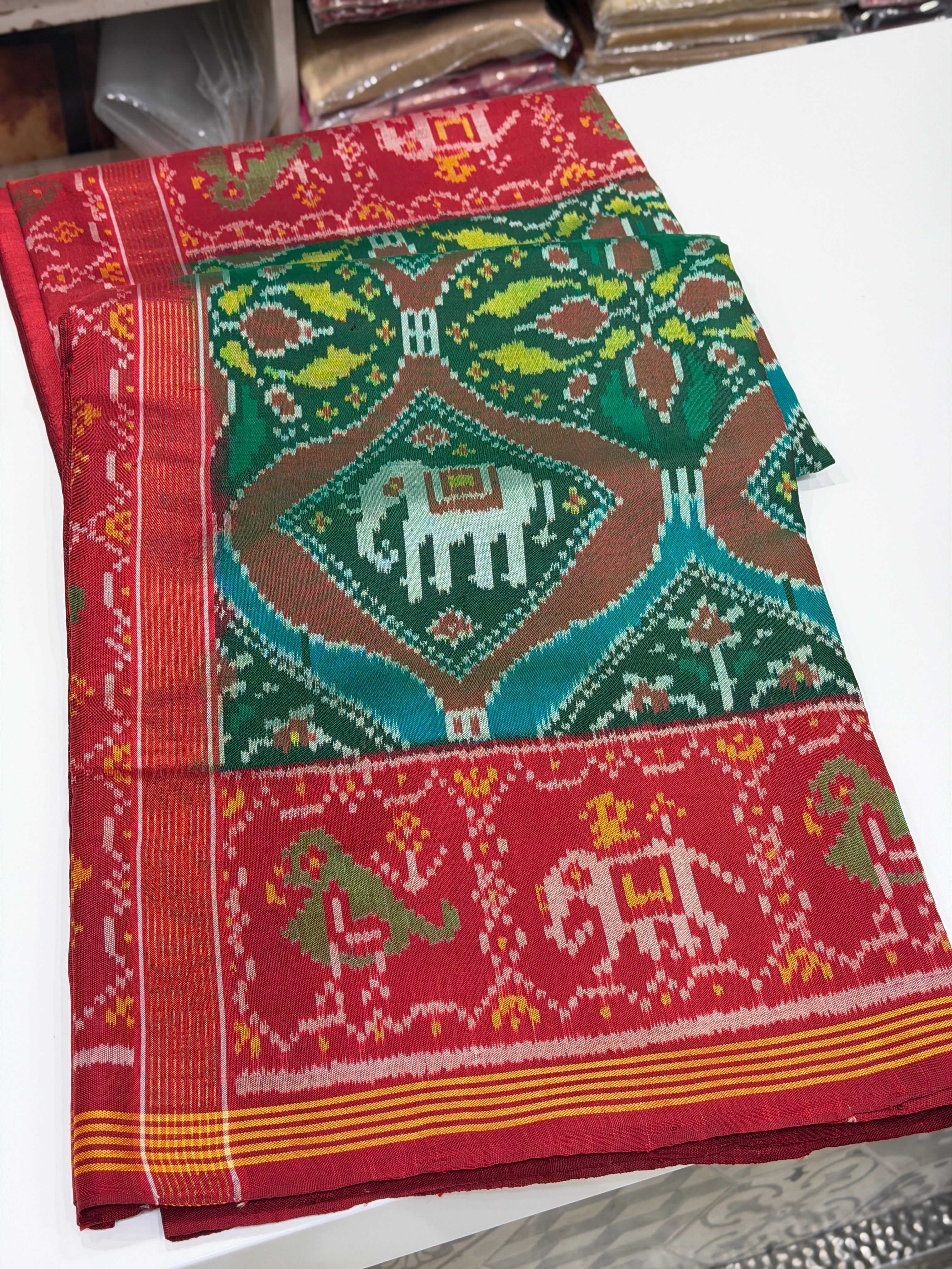 Bottle Green Astkone Figure Pure Silk Patan Patola Handloom Saree