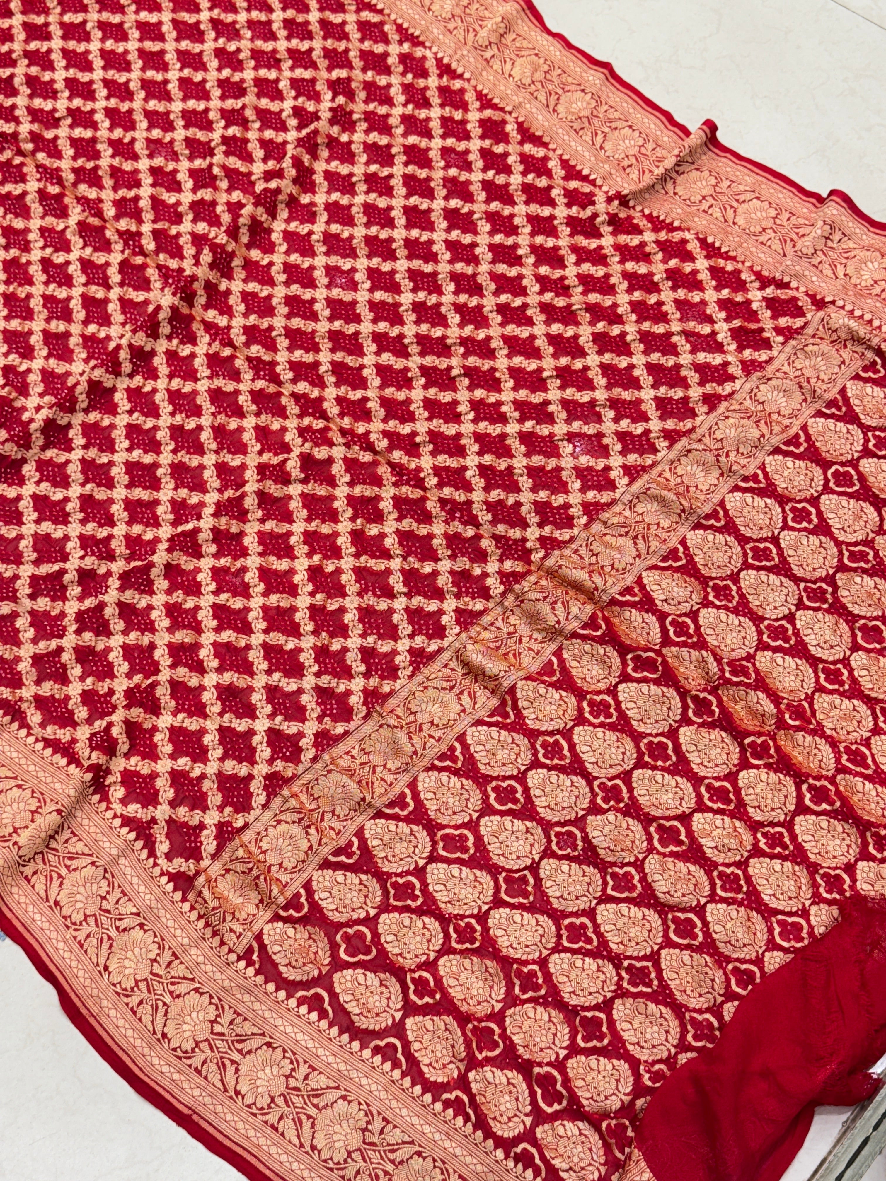 Red Bandhej Big Flower Border Bandhini Saree