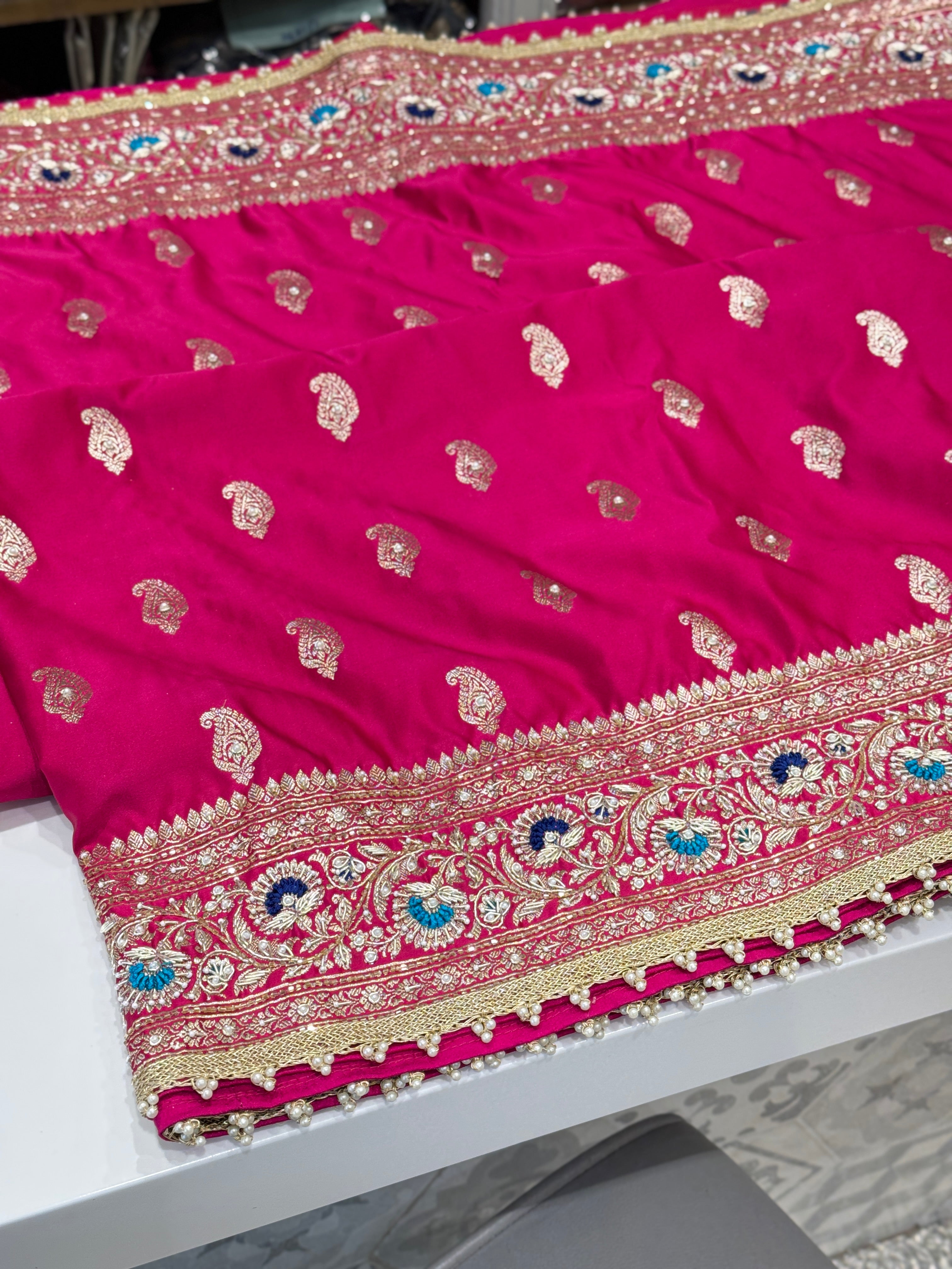 Rani Banarasi Buttis Zardori Saree