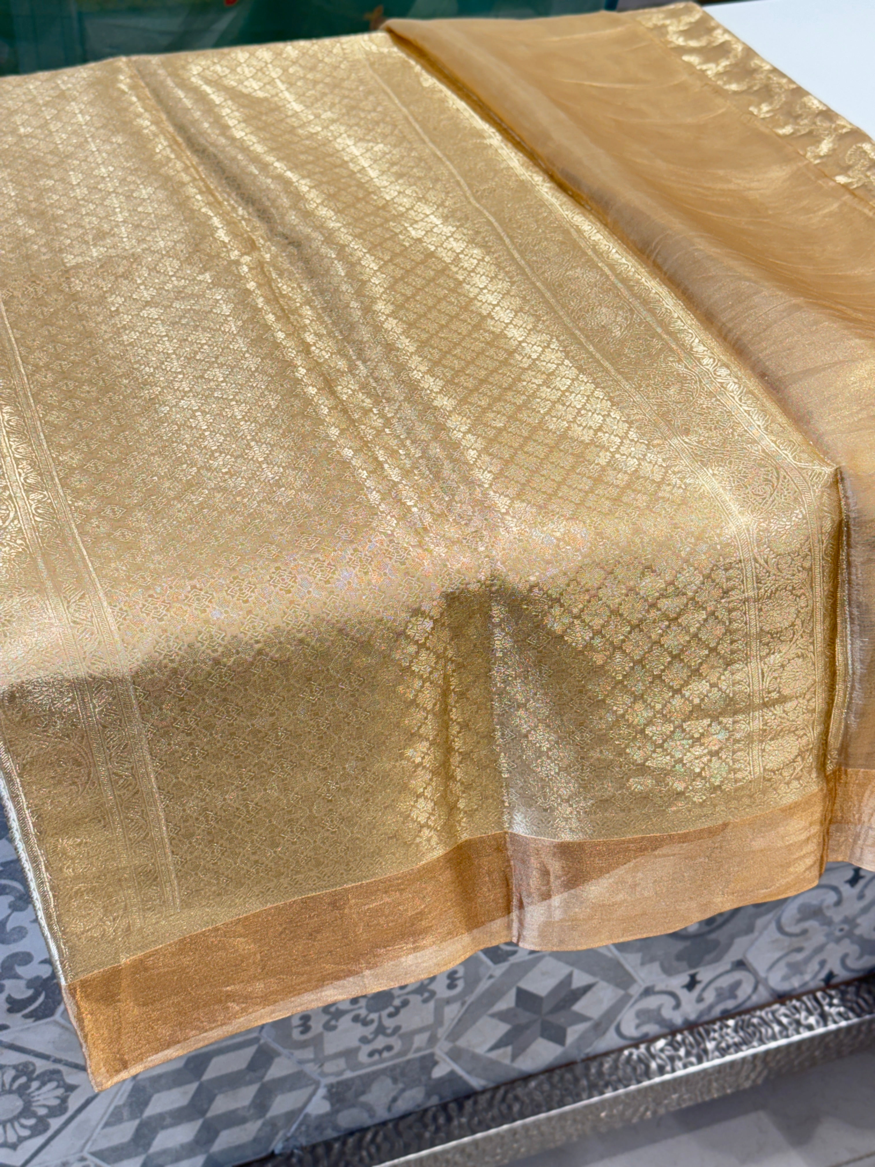 Gold Banarasi Pure Tissue Weaved Saree