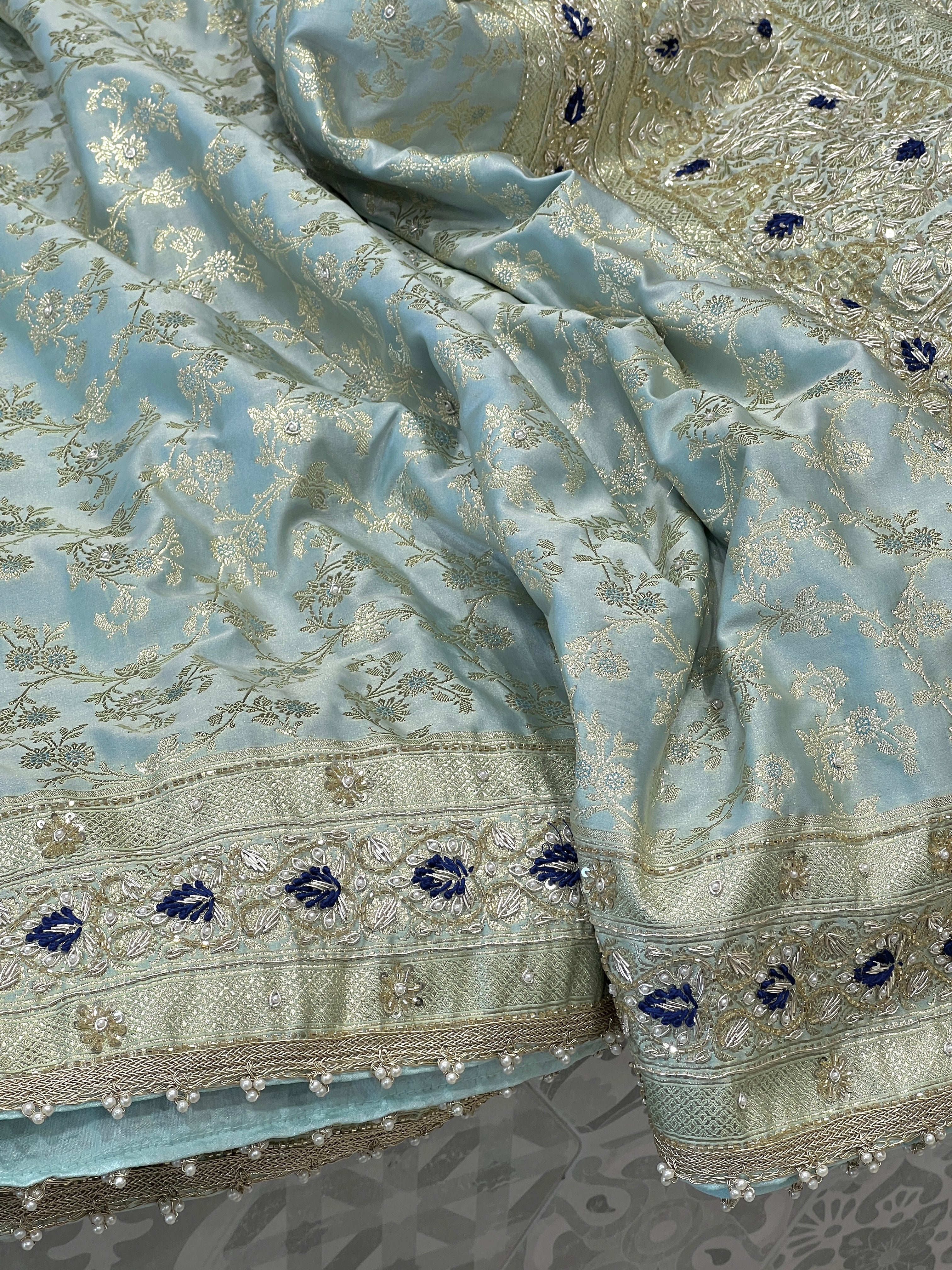 Blue Banarasi Silk Contrast Resham Hand Embroidery Saree