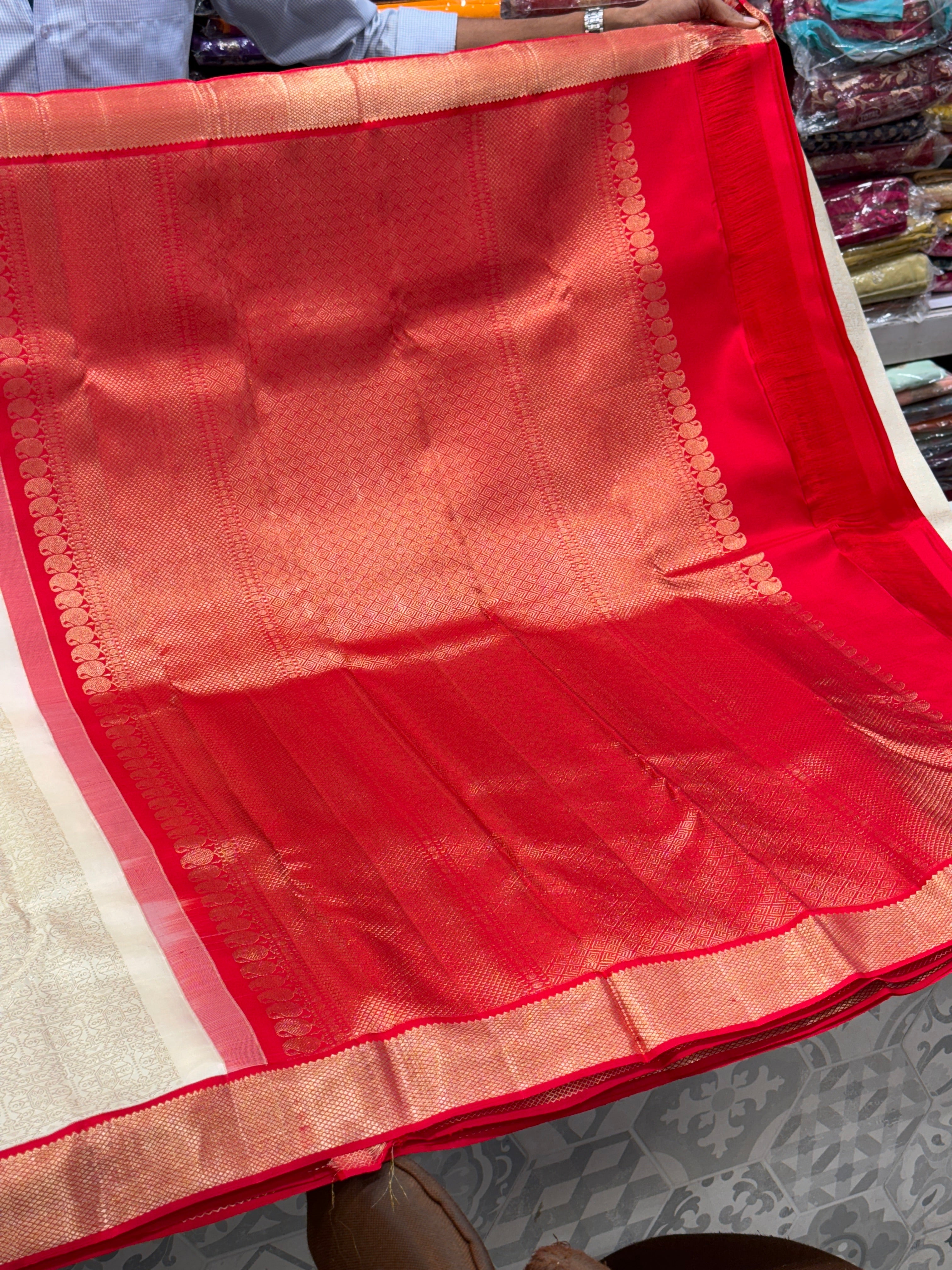 Handloom Silk Red Pallu Kanjivaram