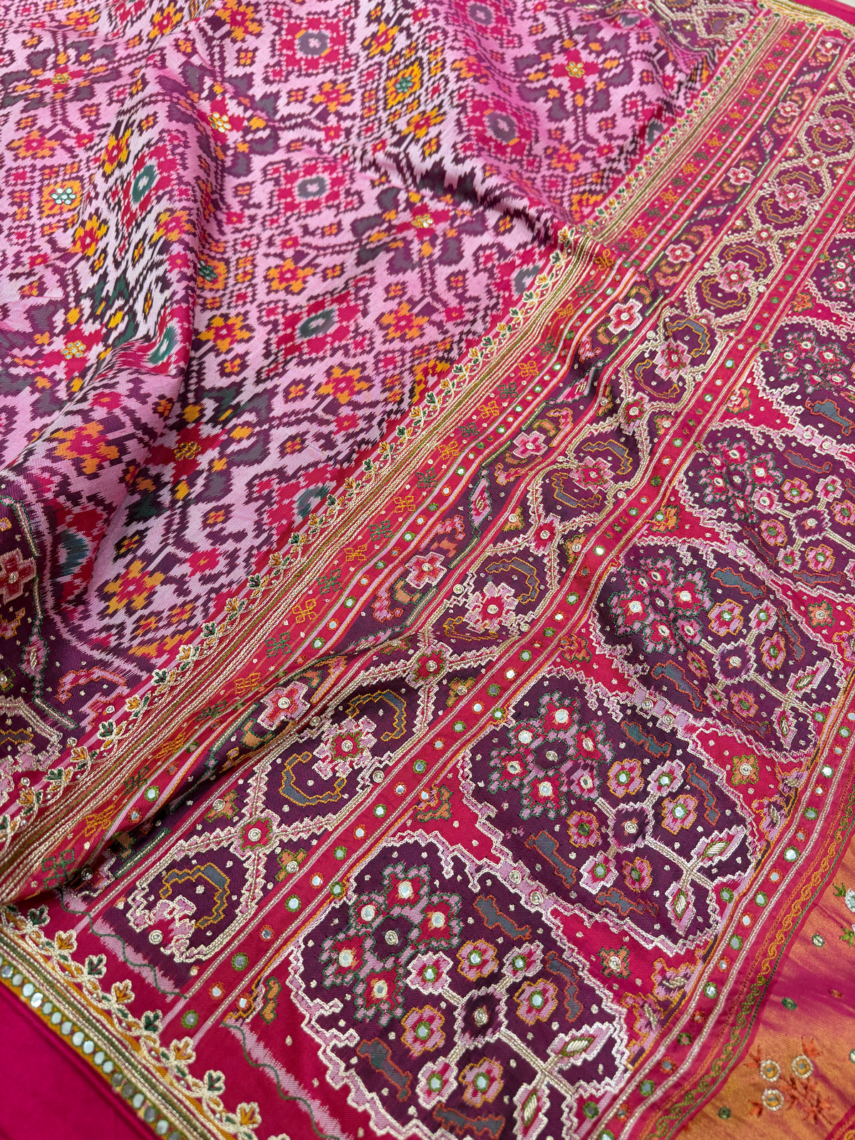 White Rani Patan Patola Hand Embroidery Pita Zardosi Saree