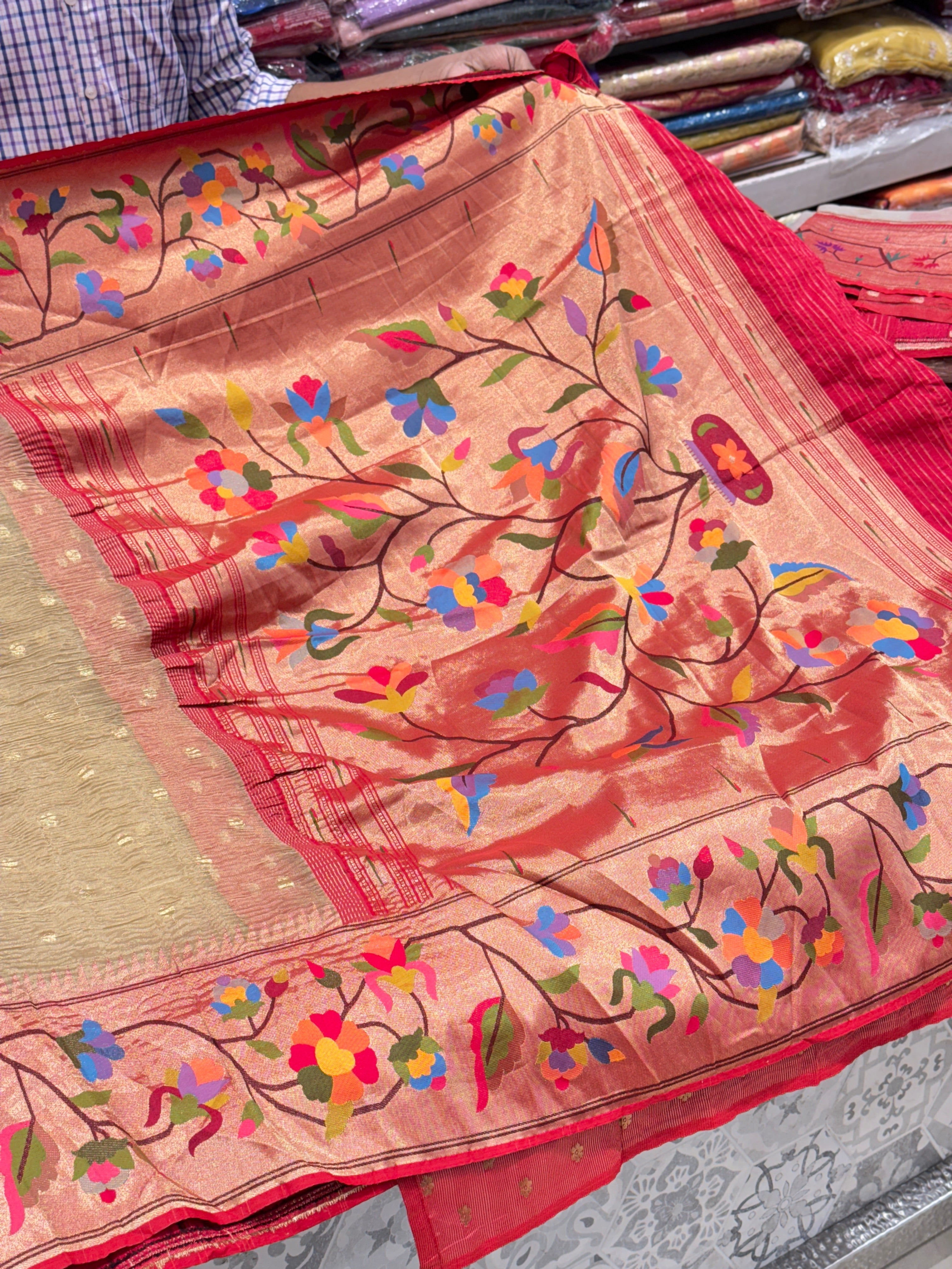 Gold Crushed Tissue Flower Paithani Saree