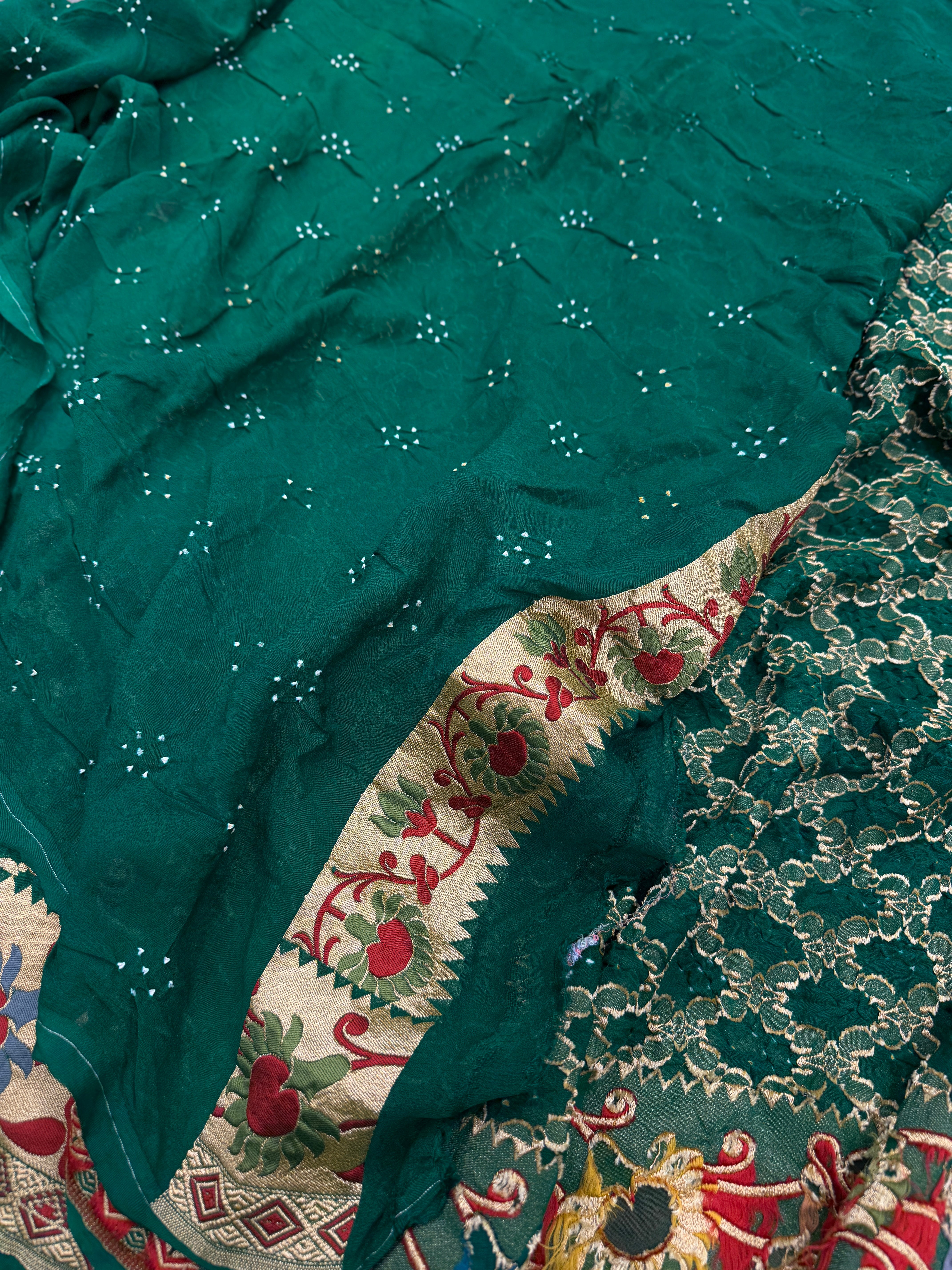 Bottle Green Meenakari Paithani Weaved Pure Handloom Georgette Bandhej Saree