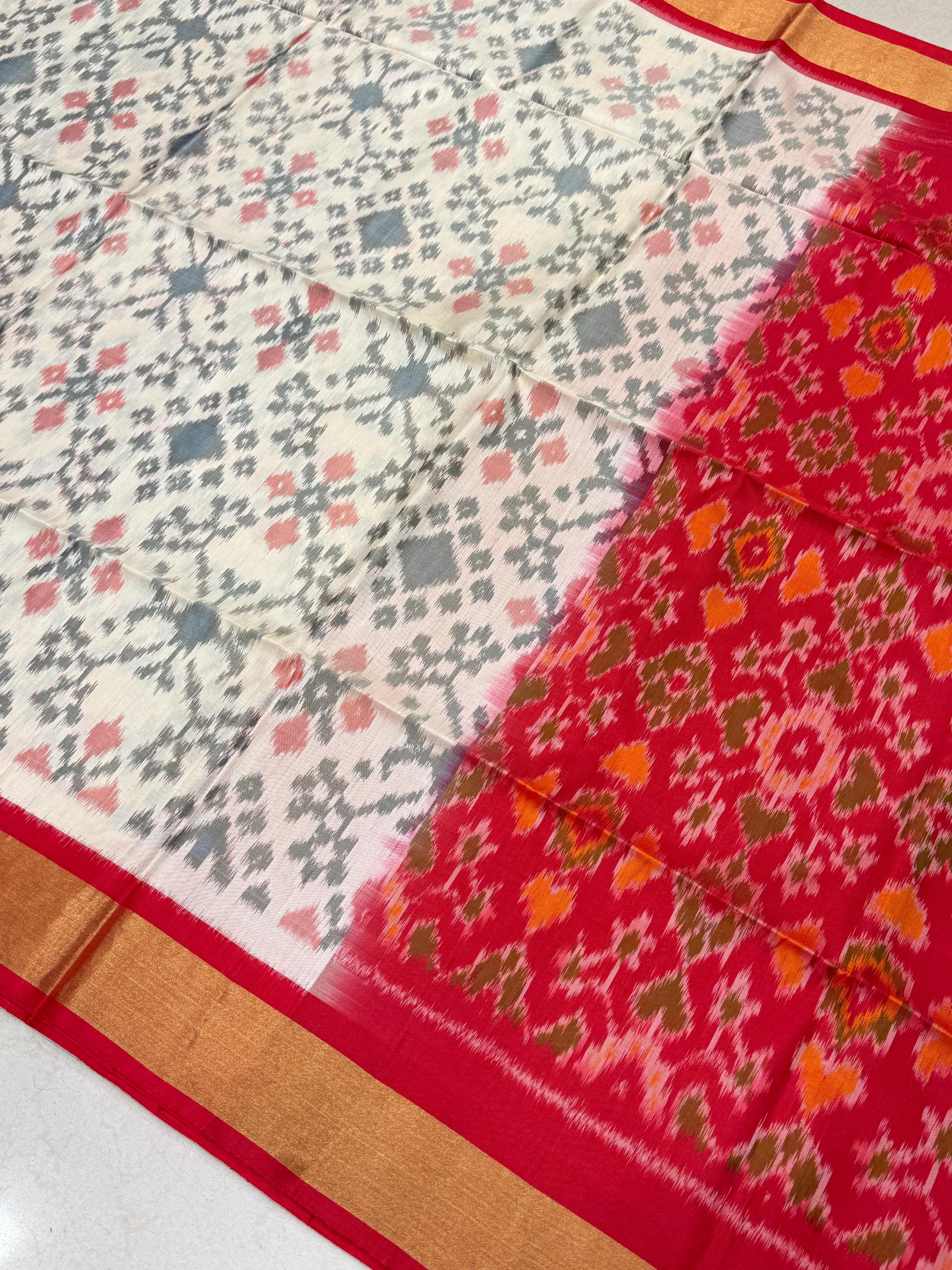 Moti White Red Pochampally Ikat Silk Patola Saree