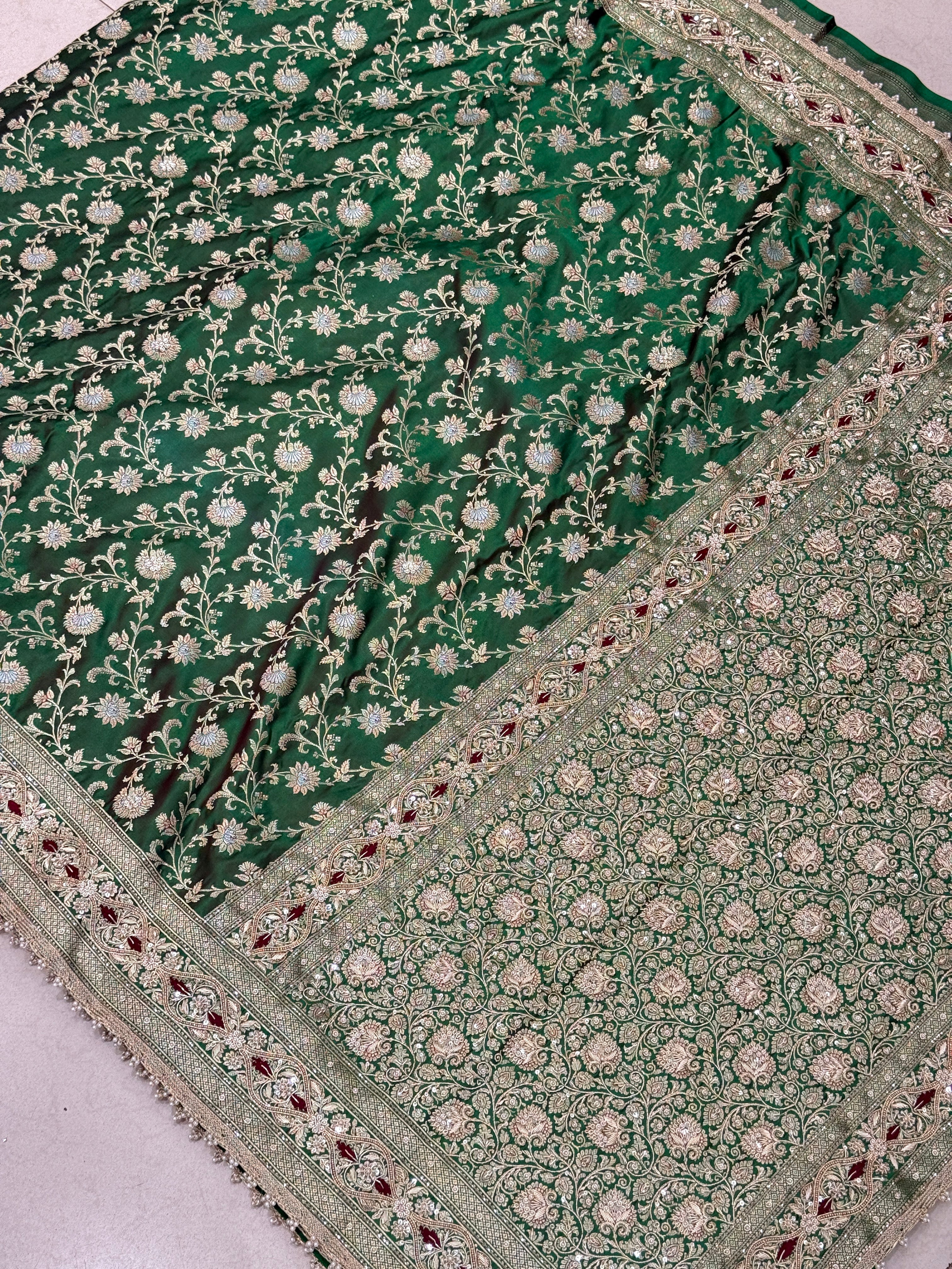 Bottle Green Banarasi Silk Small Jaal Zardosi Resham Saree