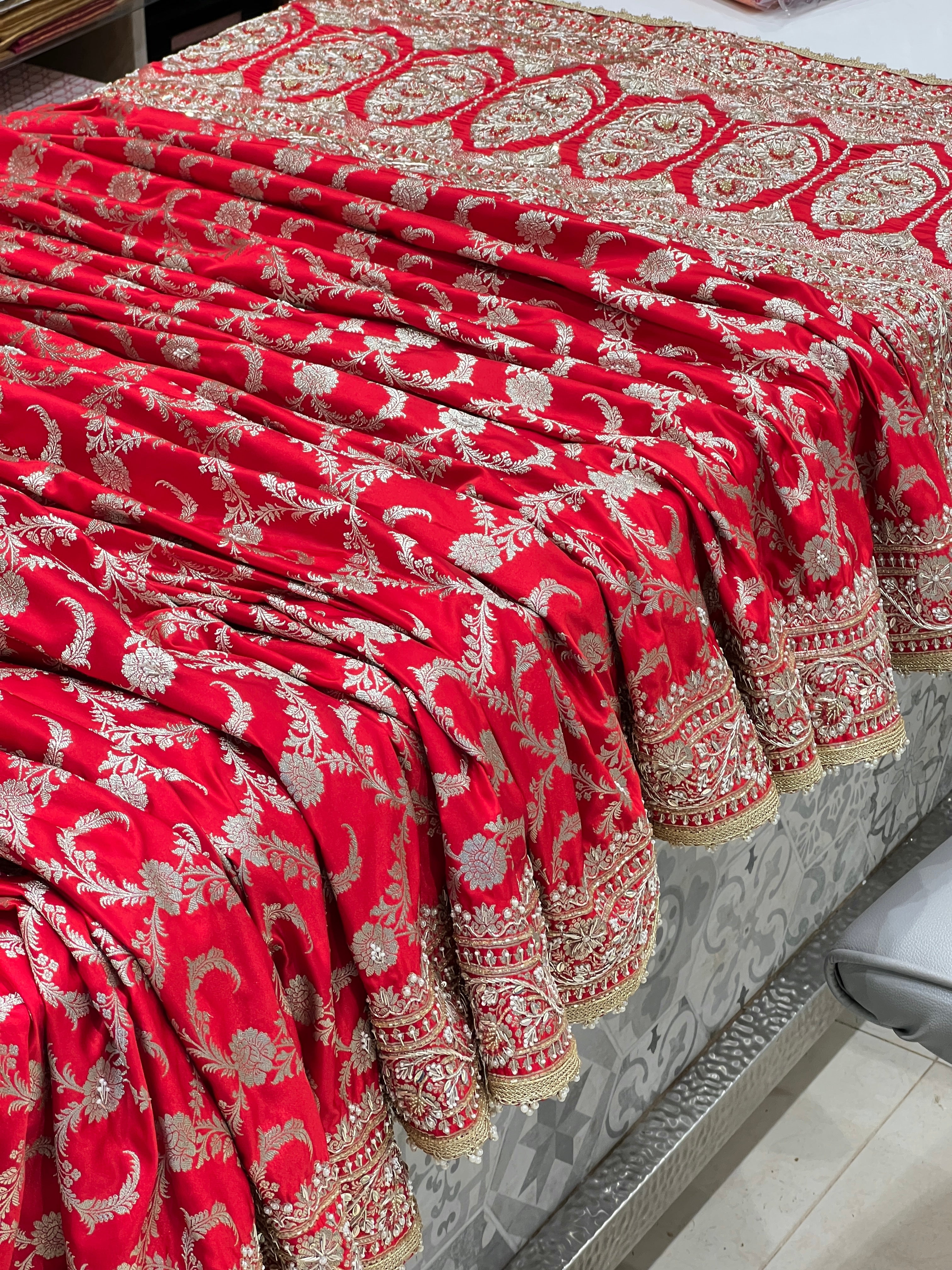Red Banarasi Silk Sliver Jaal Hand Embroidery Saree