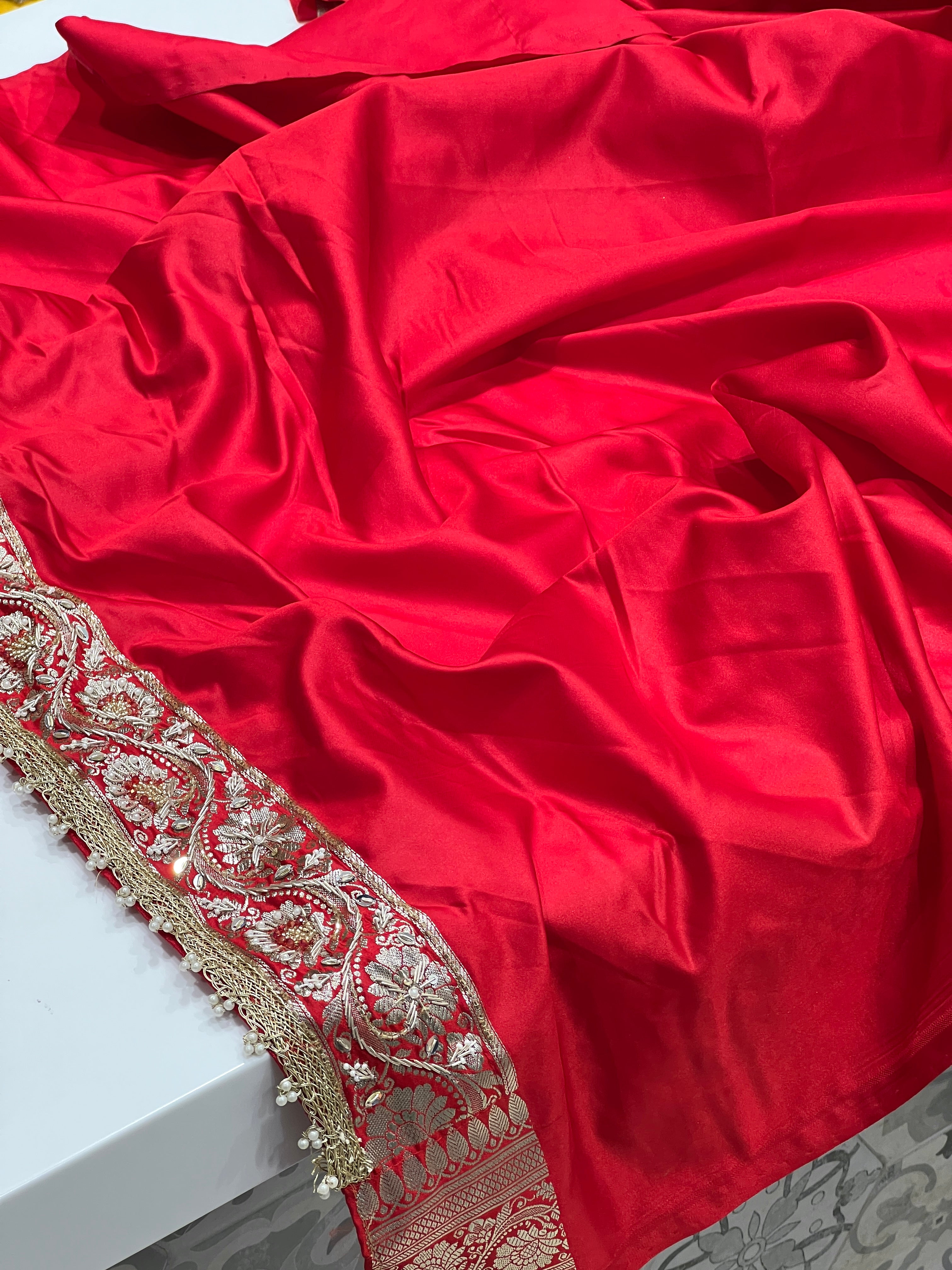 Red Banarasi Silk Sliver Jaal Hand Embroidery Saree