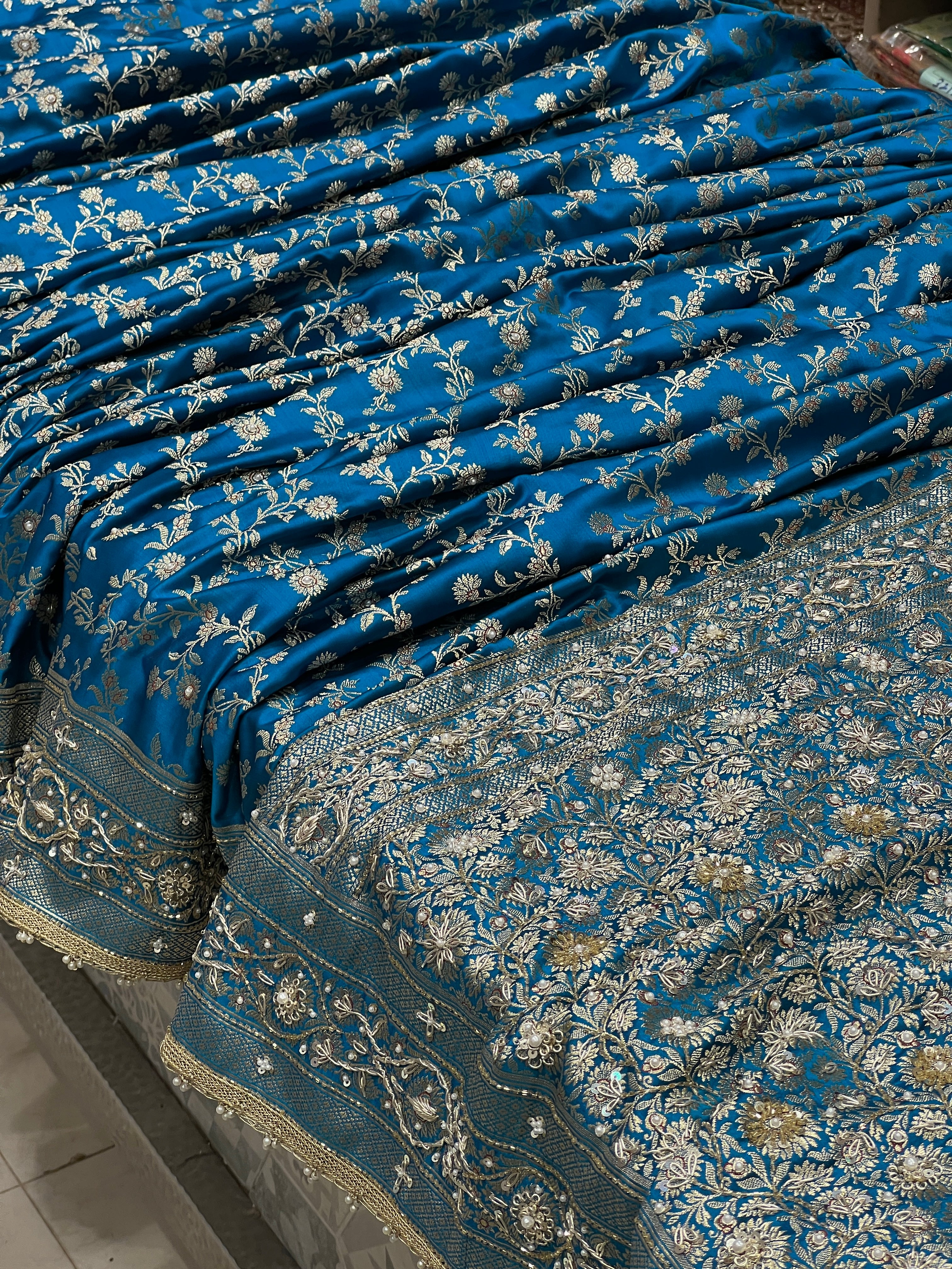 Blue Banarasi Silk Flower Border Zardozi Embroidery Saree