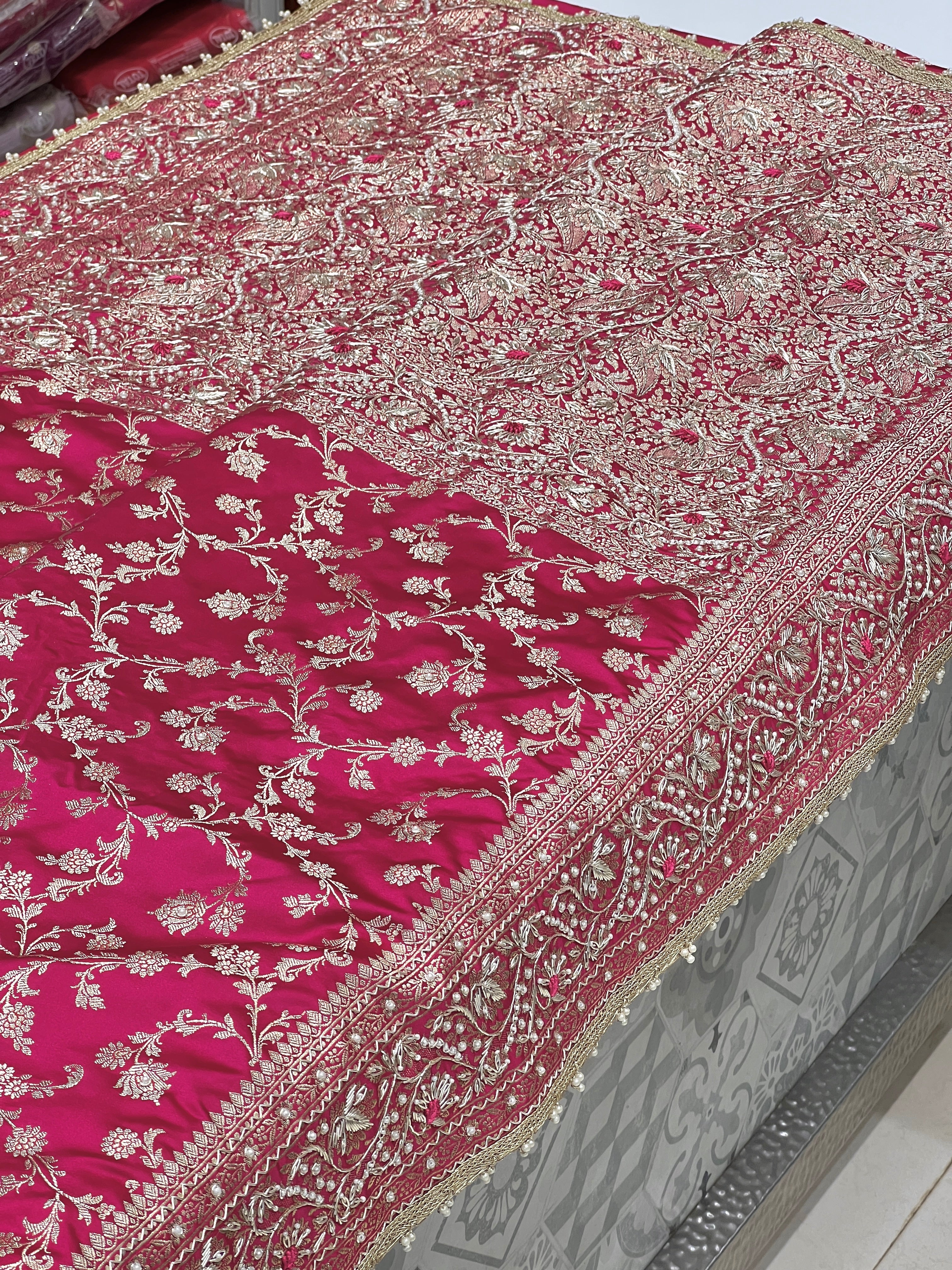 Rani Banarasi Upside Down Border Hand Embroidery Saree