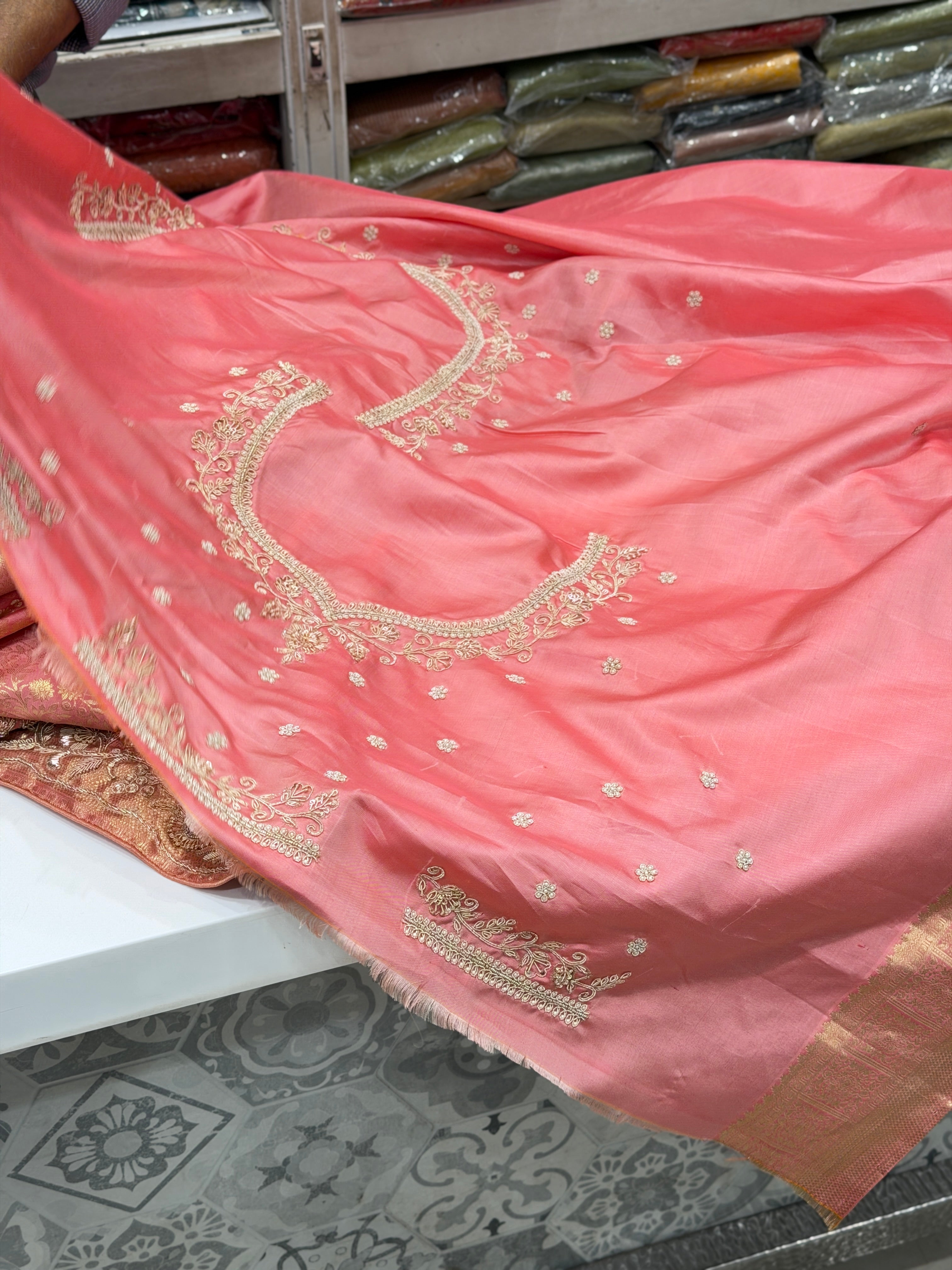 Pink Handloom Silk Kanjivaram Landscape Zardosi Saree