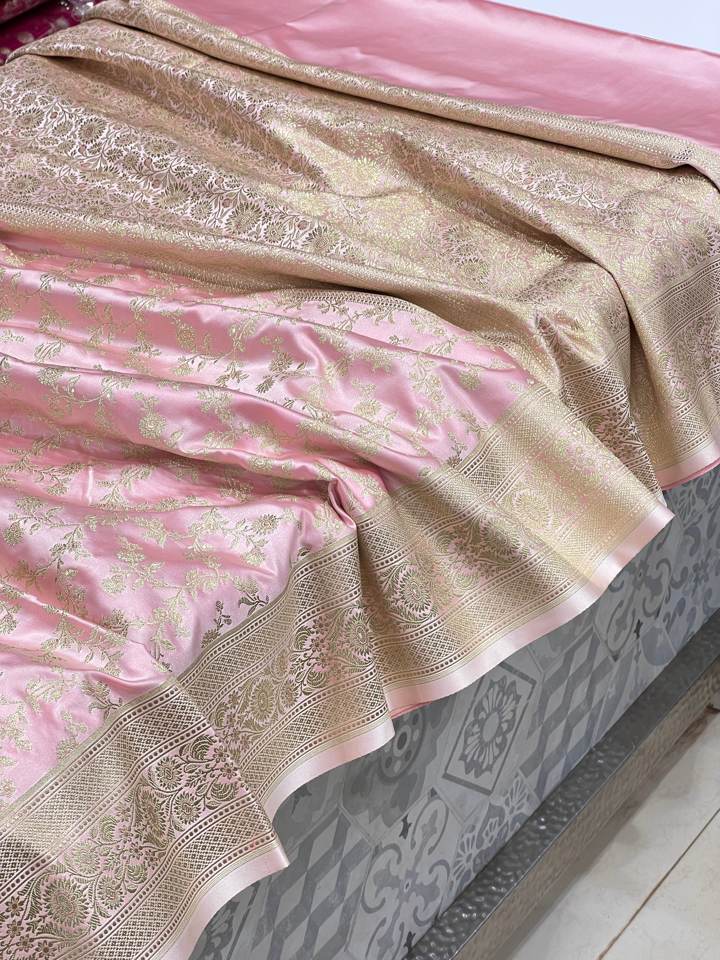 Pink Banarasi Silk Flower Border Saree