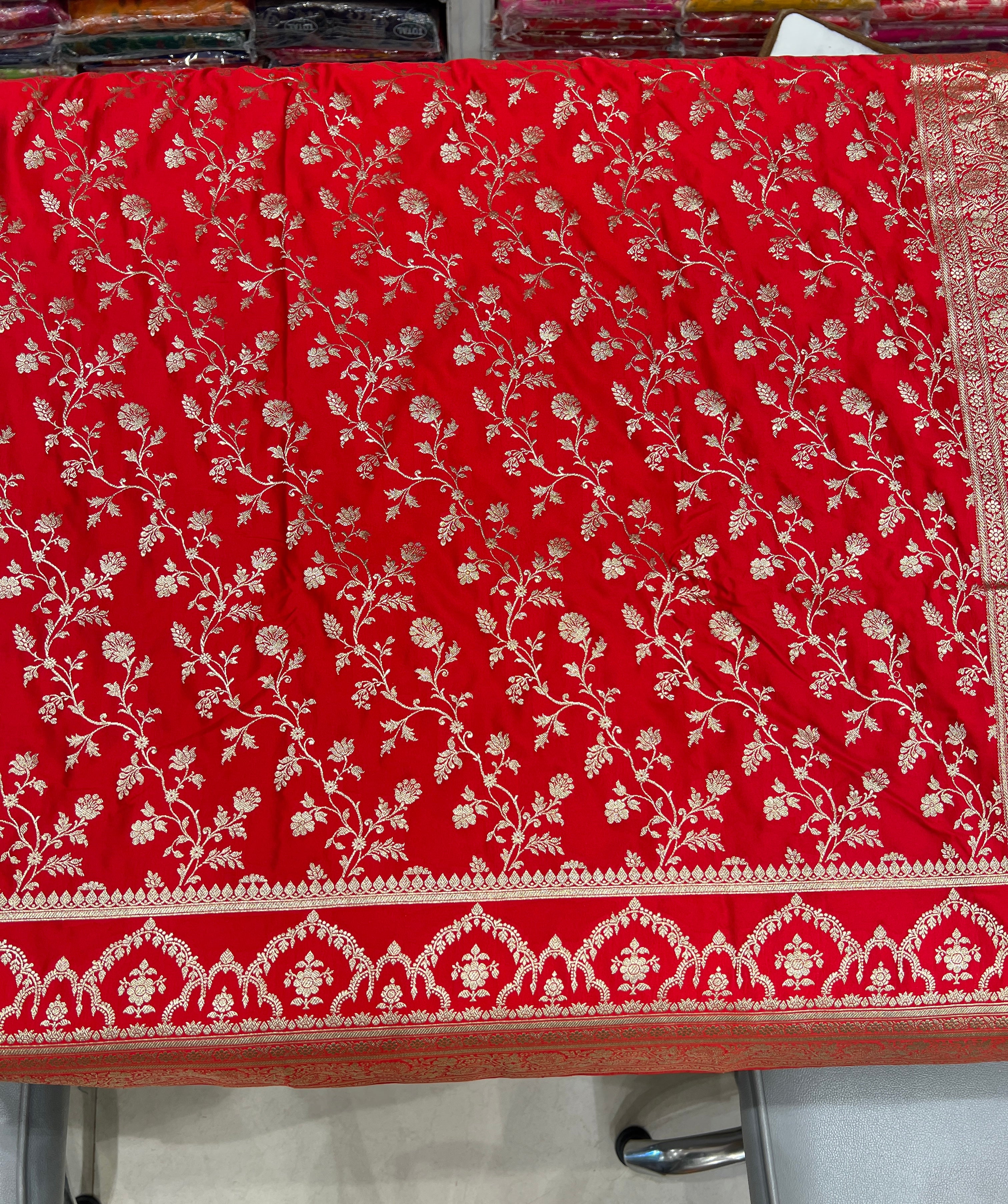 Red Banarasi Silk Crown Border Saree